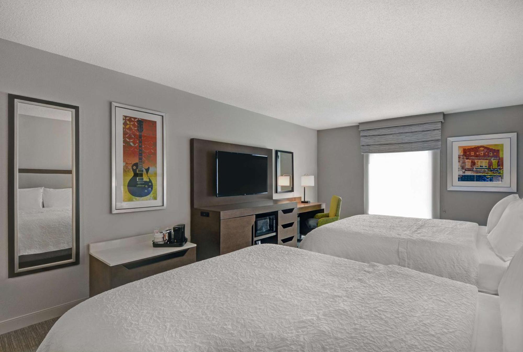 Queen Room with Two Queen Beds - Hearing Access/Non-Smoking