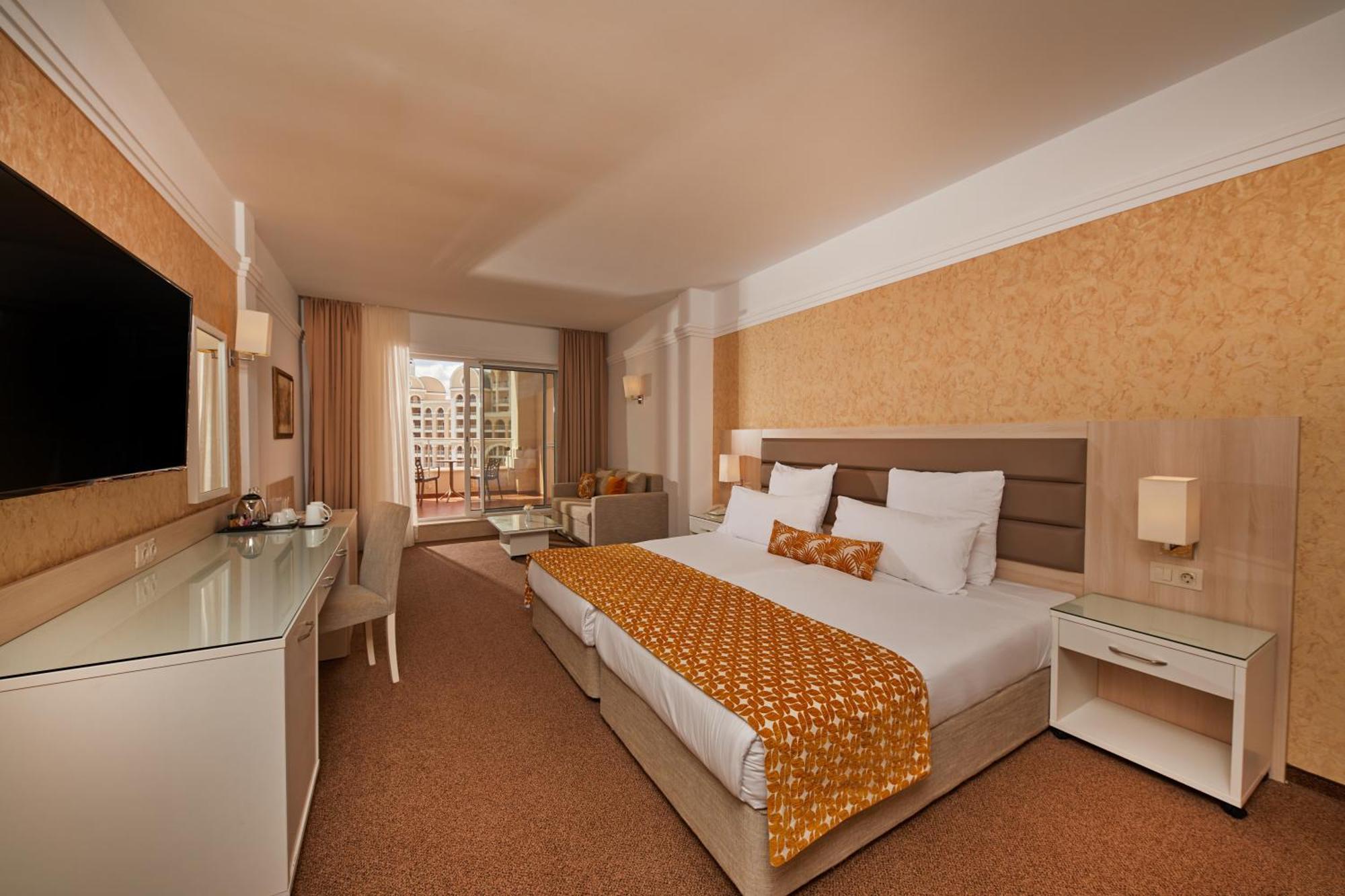 Double Deluxe Room Sea View