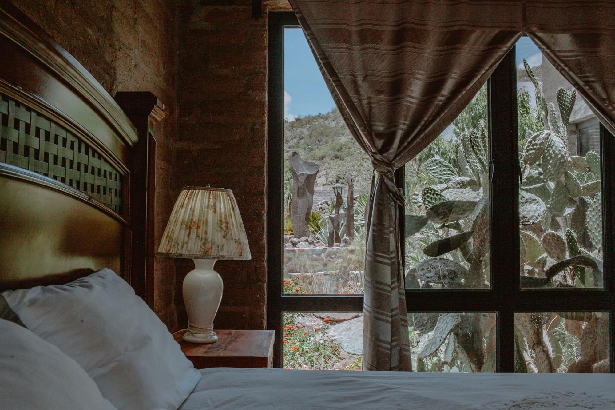 Habitación Doble con vistas a la montaña