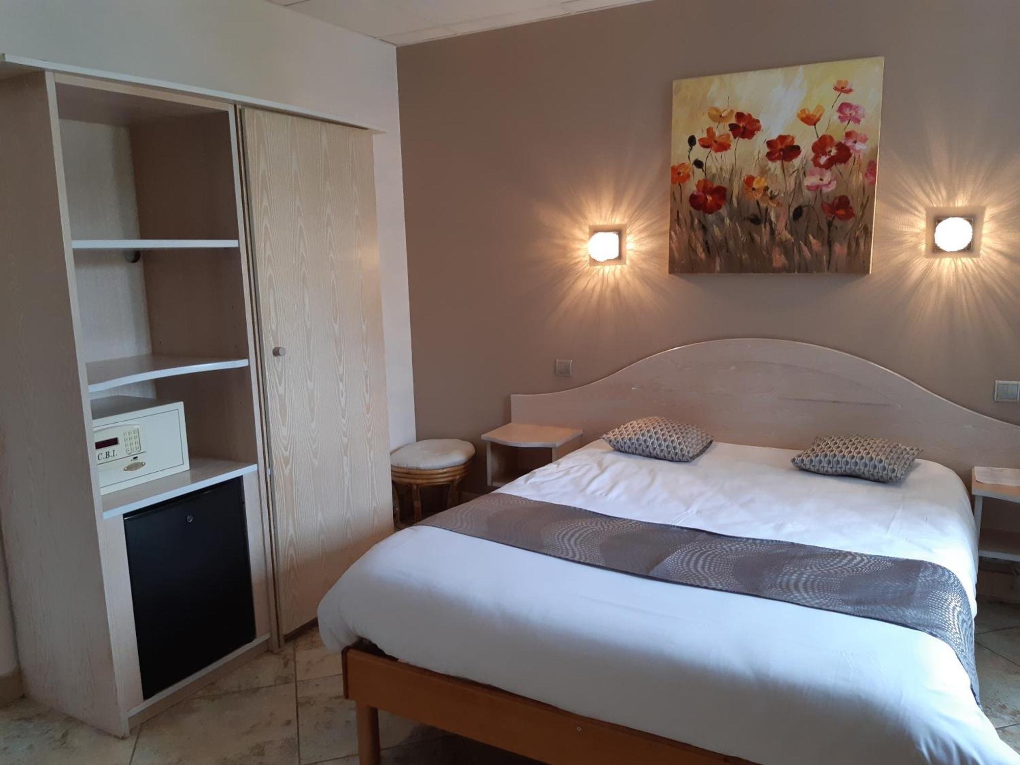Double Room,1584515554:JPEG