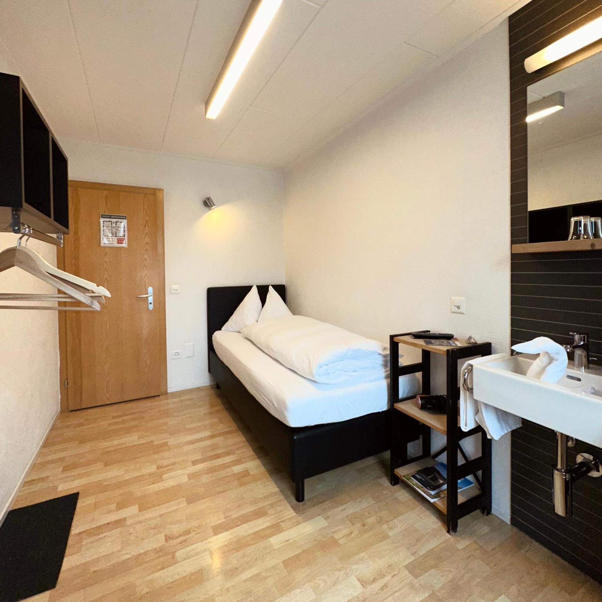 Single Room with Shared Bathroom
