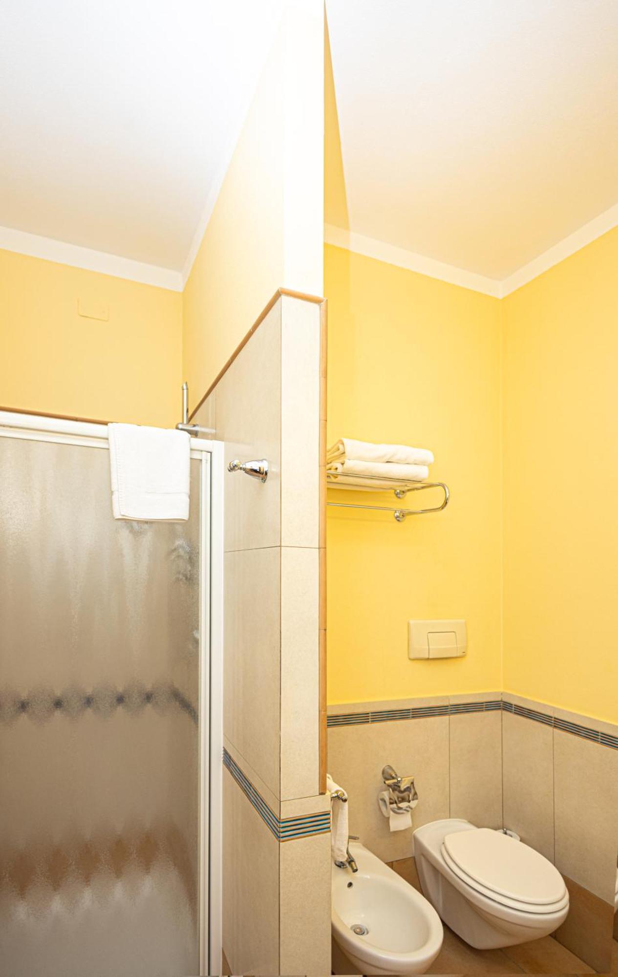 Classic Triple Room