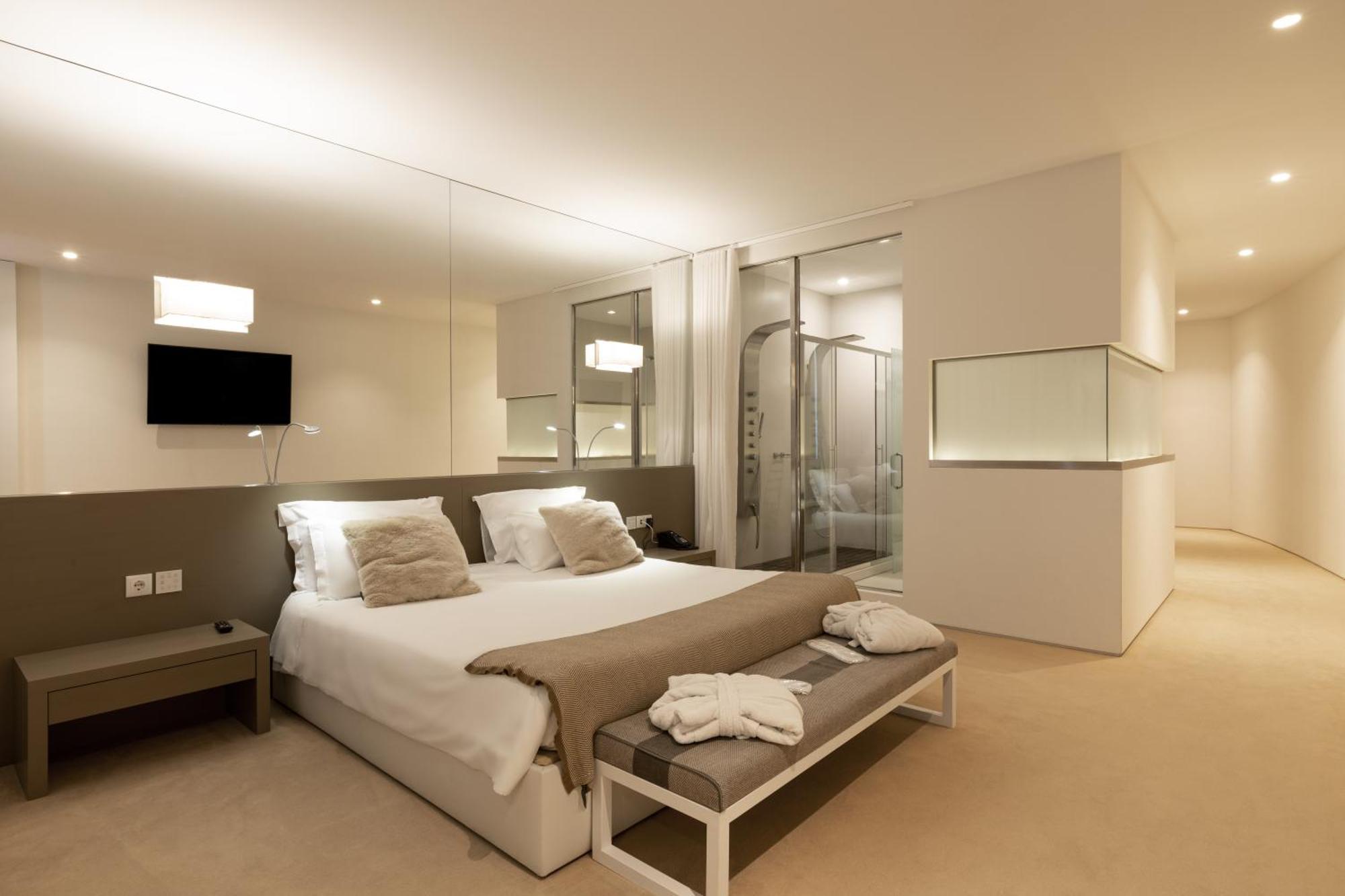 Master Suite,1565582911:JPEG