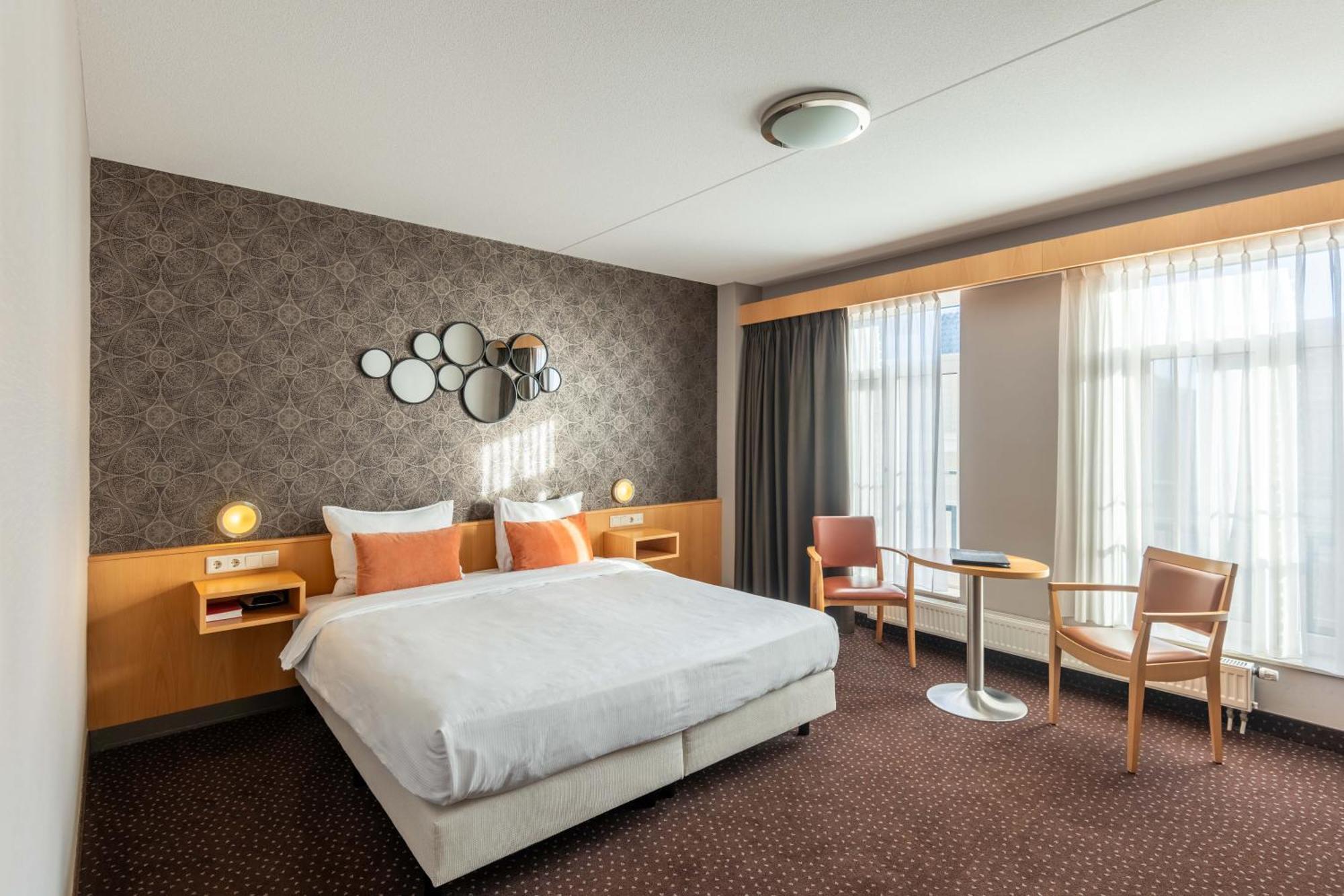Kamer met Kingsize Bed