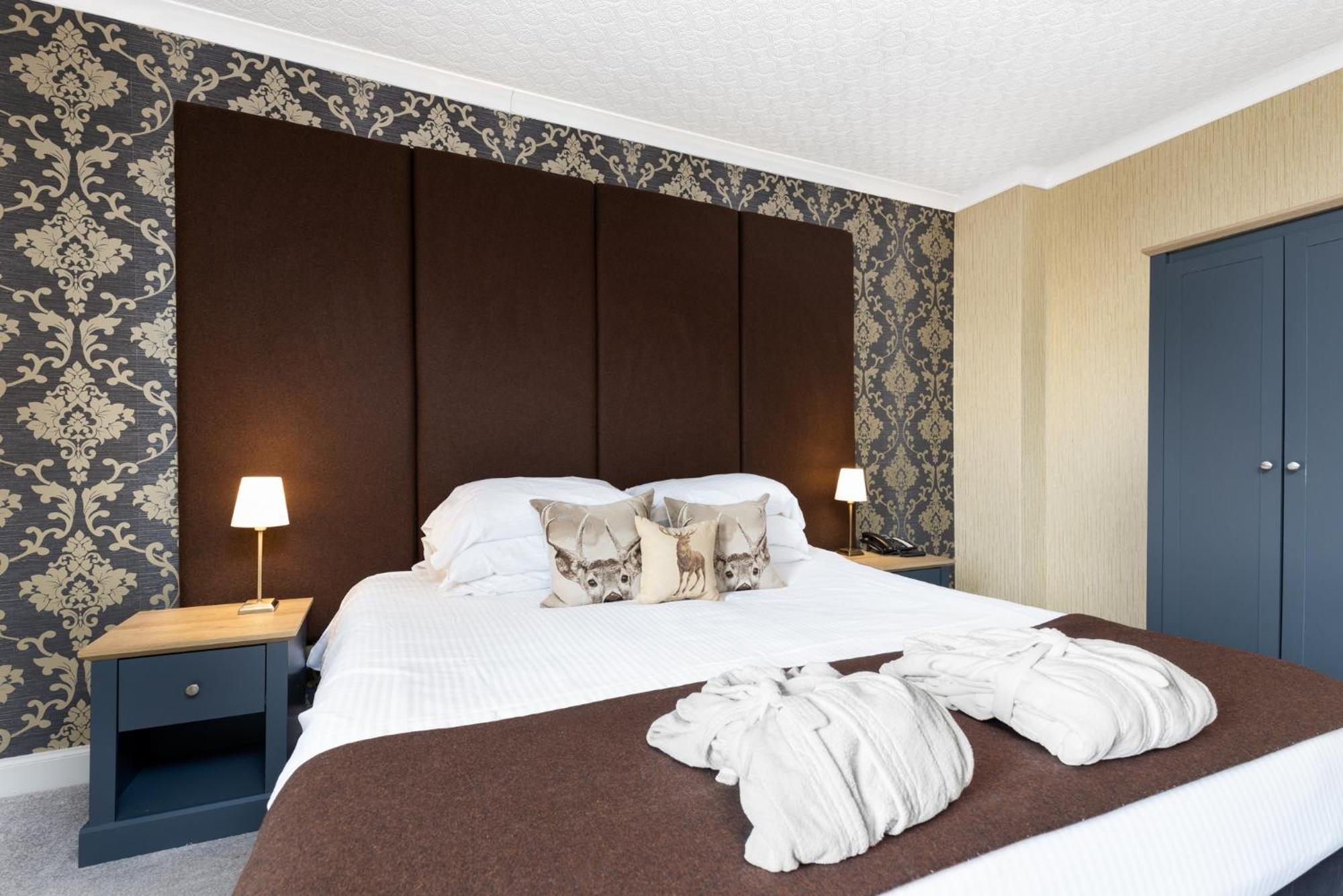 Castle Superior Double or Twin Room Not Dog-Friendly