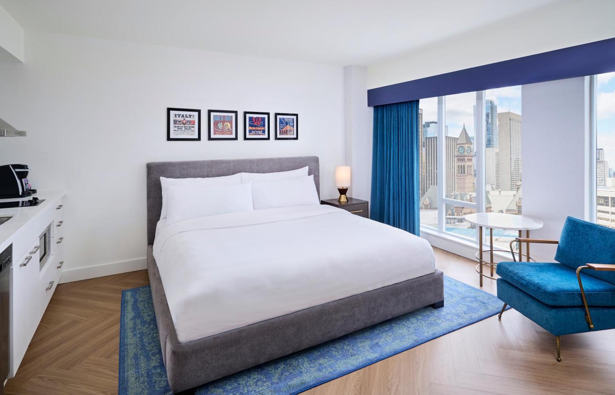 Deluxe City King Room