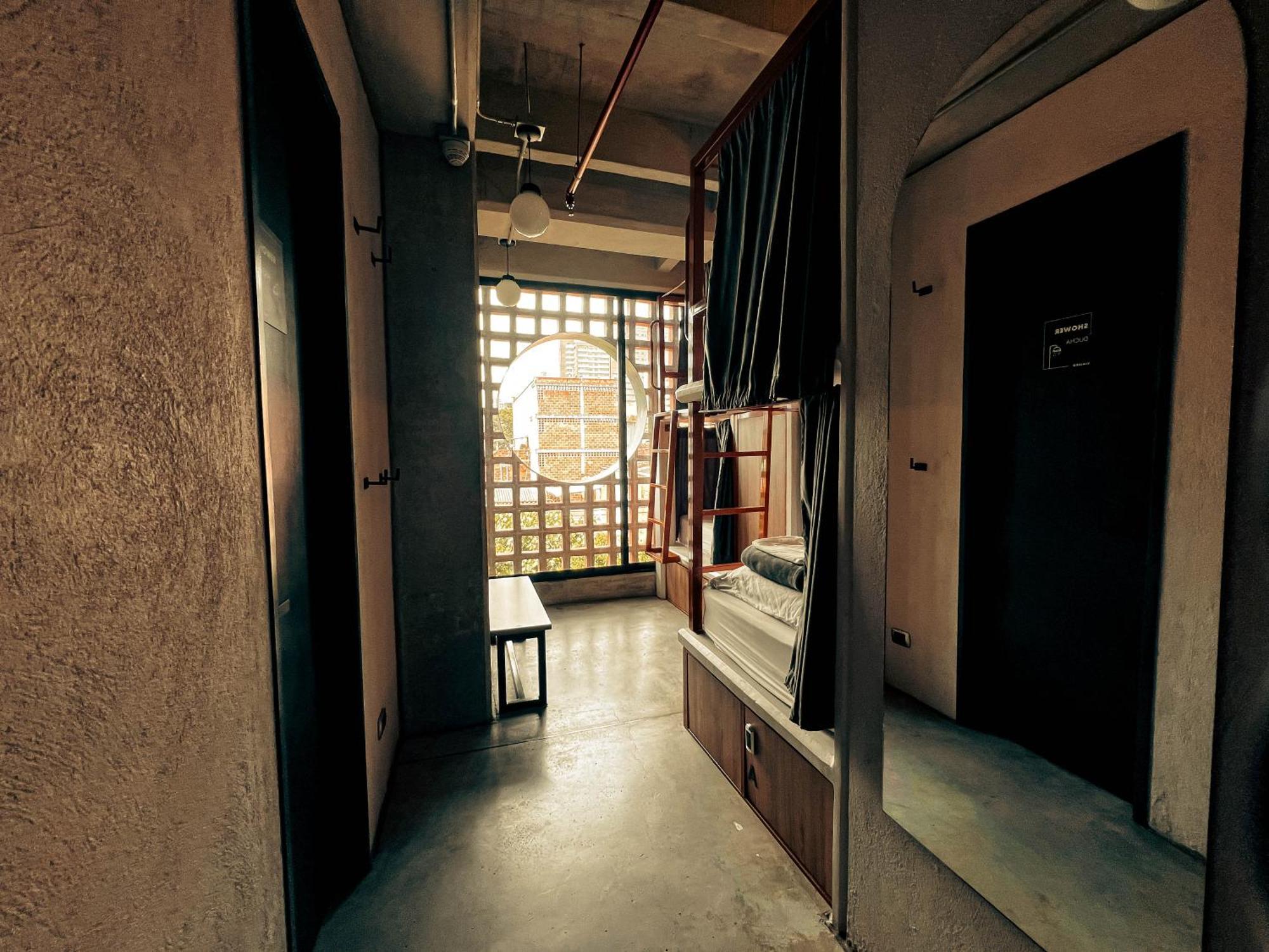 Bed 4-Bed Mixed Dormitory Room,1571450153:JPEG