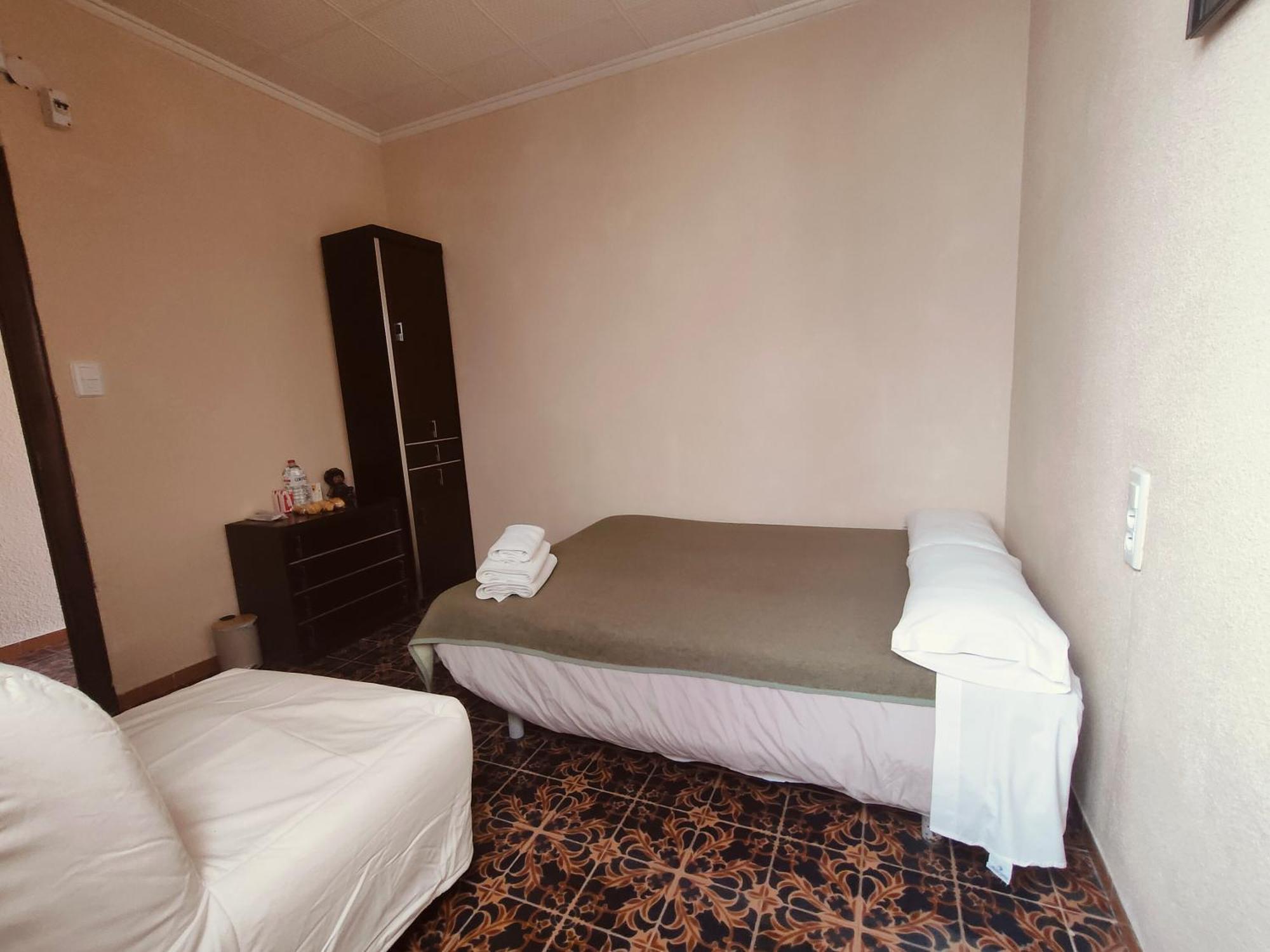 Habitación Doble Pequeña
