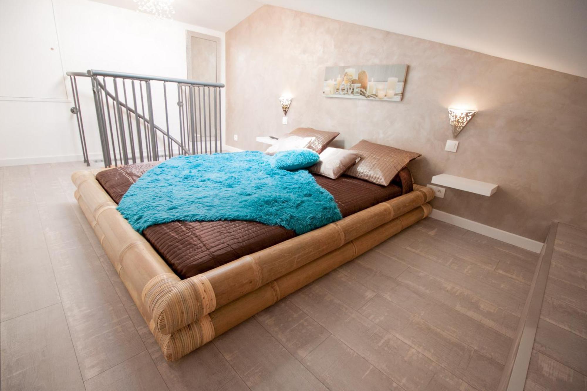 Chambre Lit King-Size avec Baignoire Spa