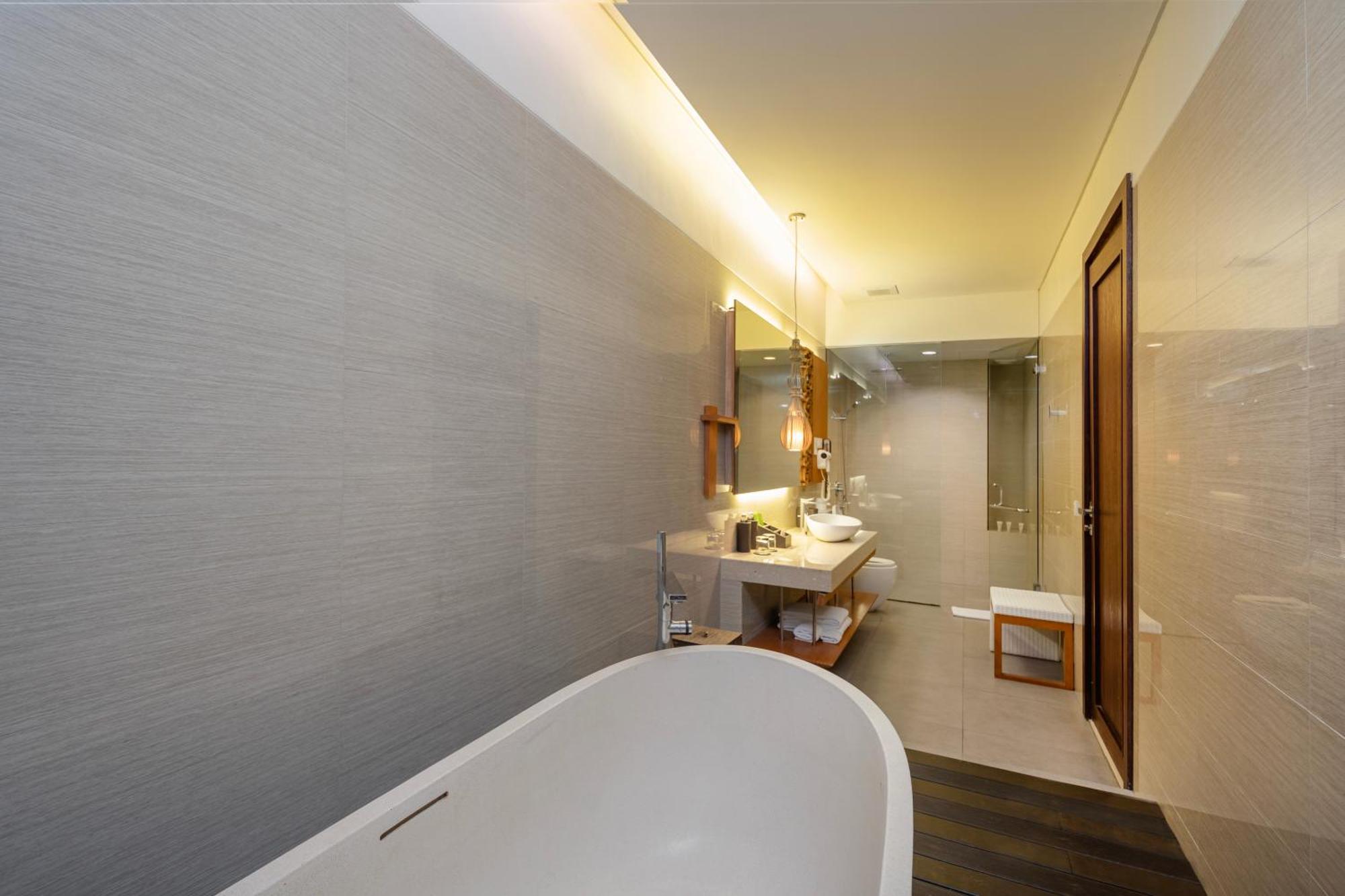 Deluxe Double or Twin Room Pool Access
