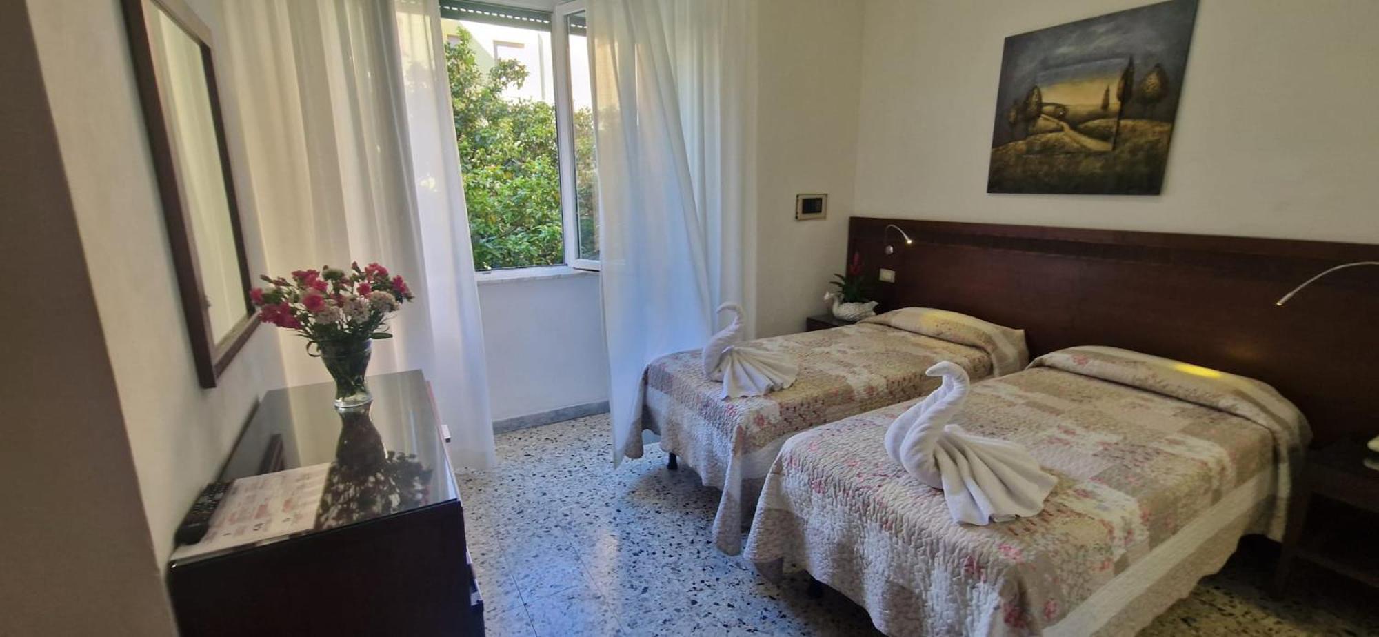 Double or Twin Room,1576732166:JPEG