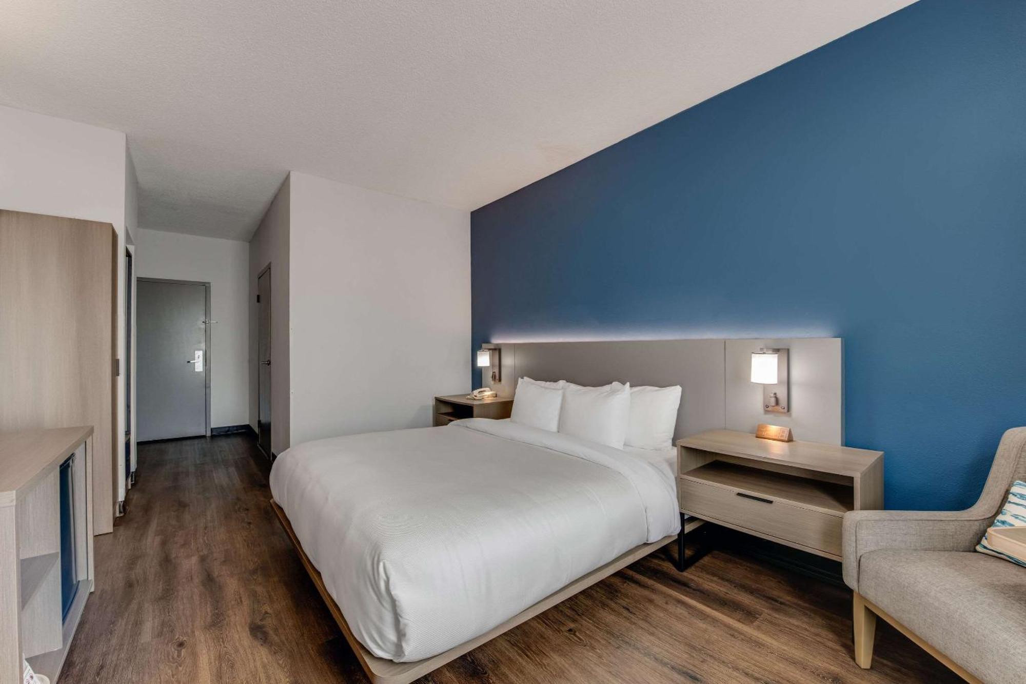 King Room - Disability Access/Non-Smoking