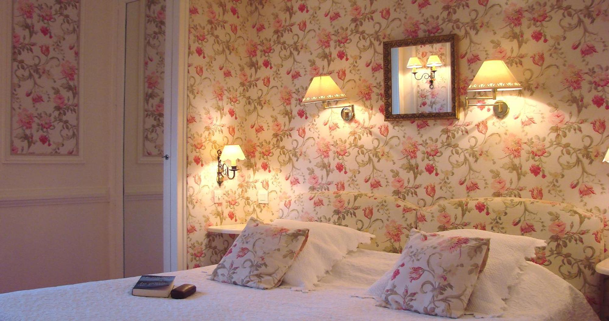 Double or Twin Room Garden View