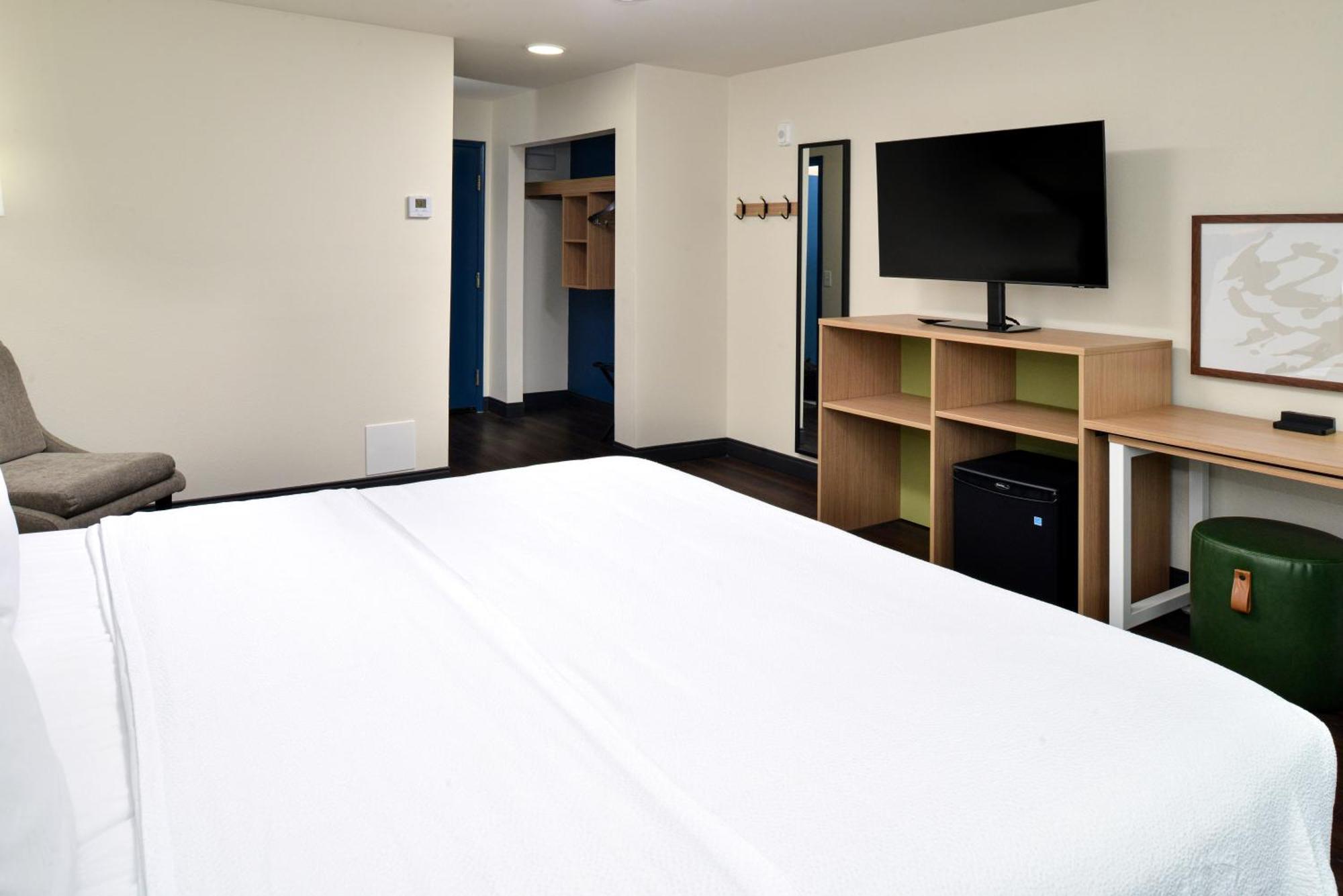 King Room,1578816842:JPEG