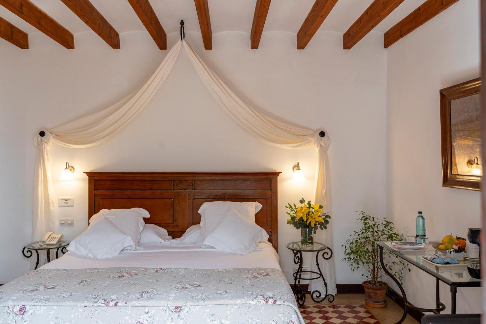 Deluxe Double Room Terrace