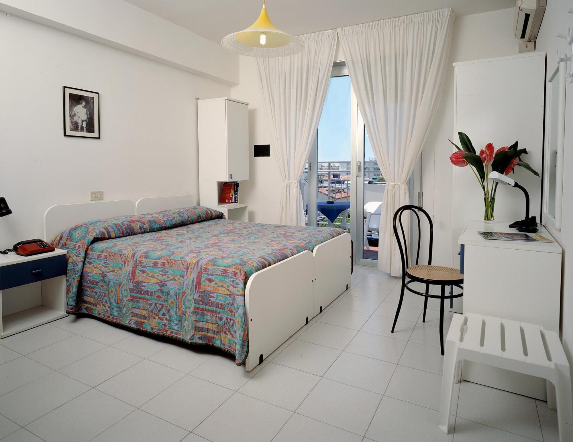 Double or Twin Room Balcony