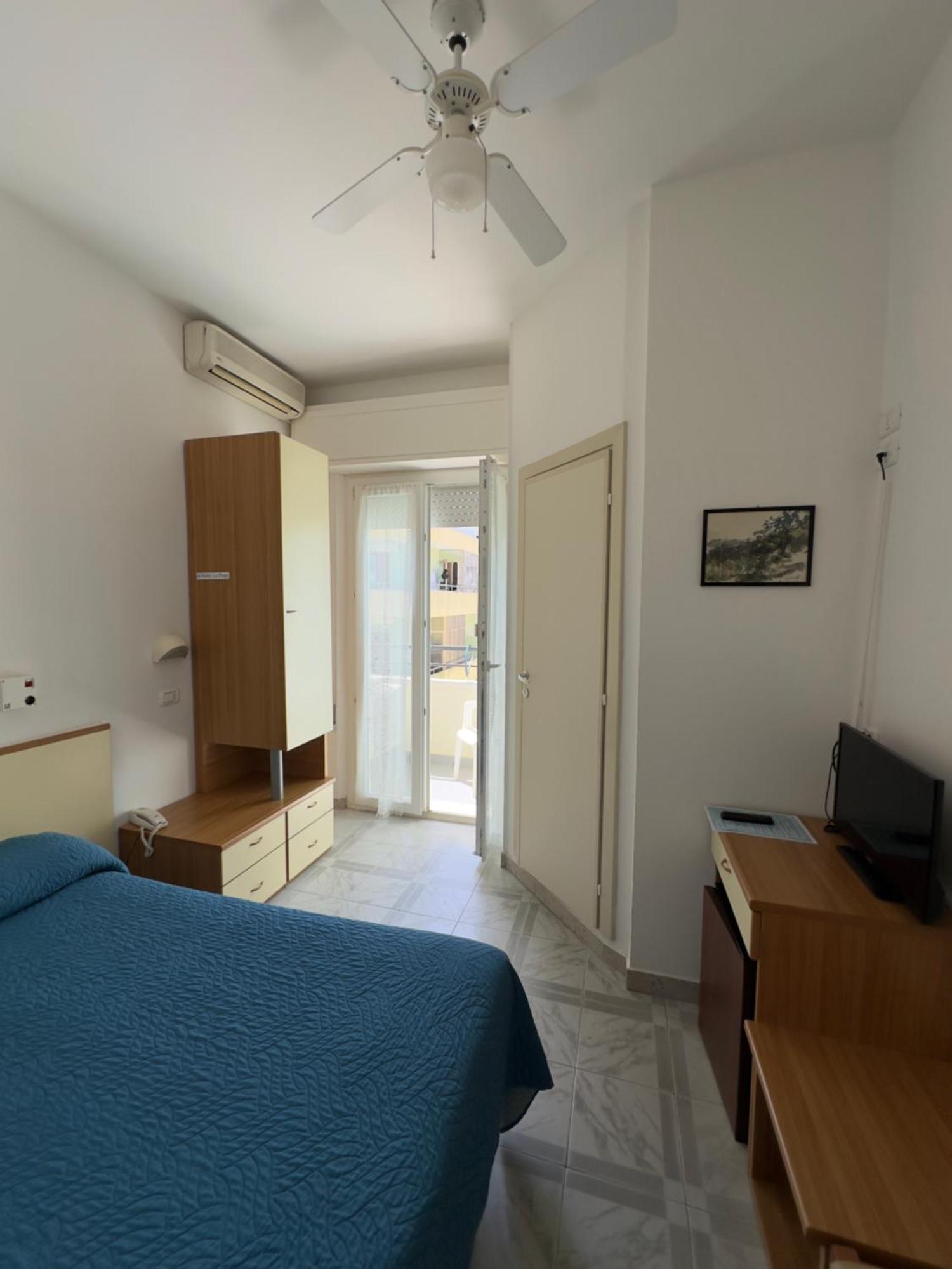 Single Room,1583129133:JPEG