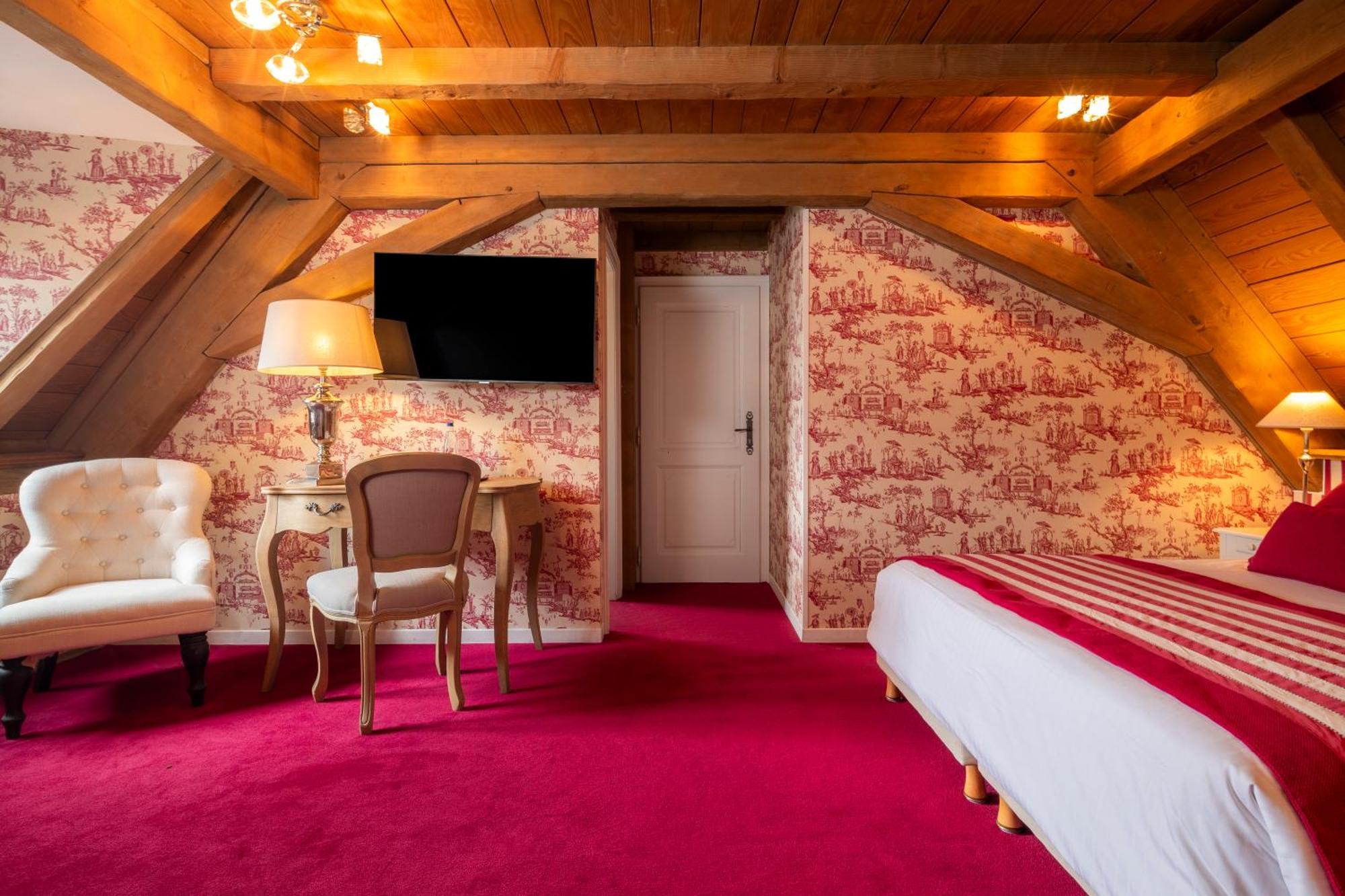 Double Room Hot Tub