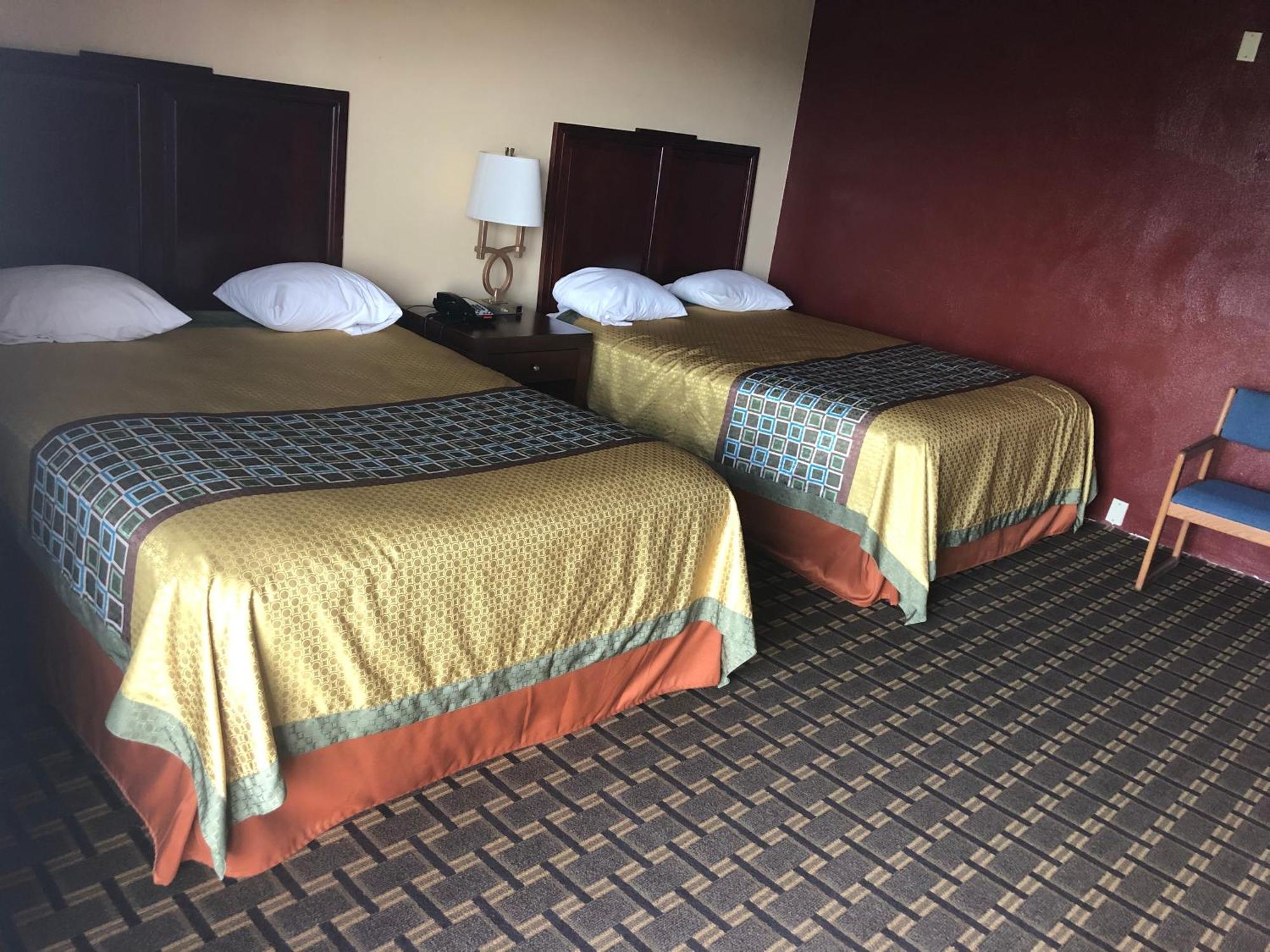Double Room Two Double Beds Non-Smoking