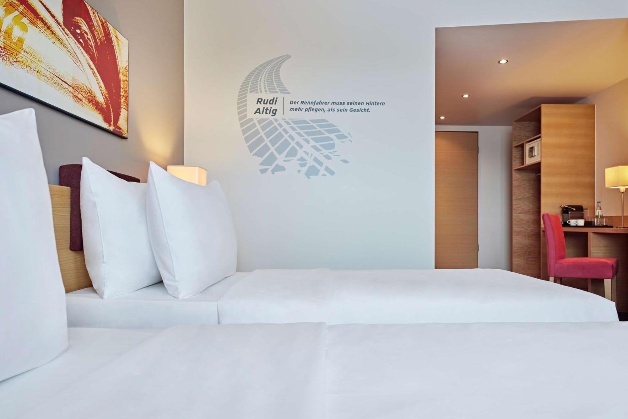 Twin Room with Forest View
