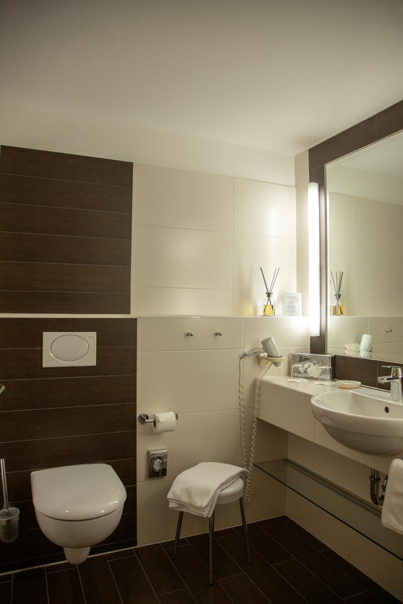 Doppelzimmer Innenhof