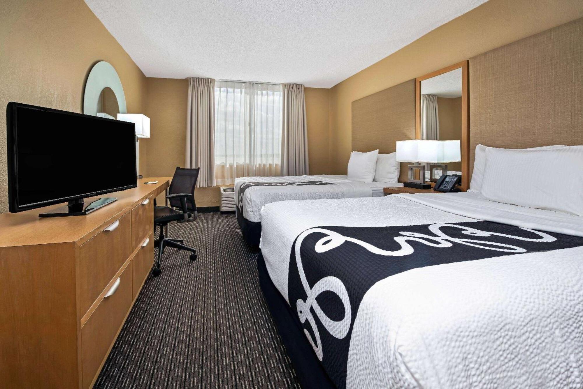 Executive Room with Two Double Beds - Non-Smoking
