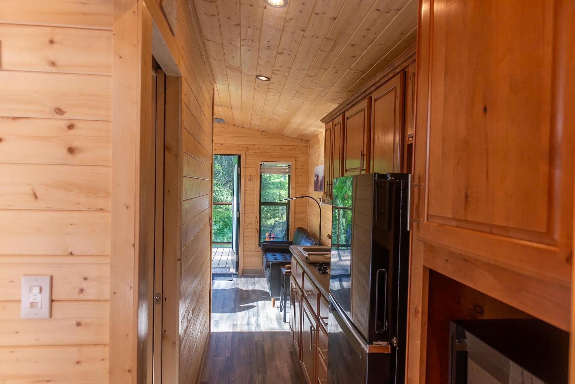 Deluxe Bungalow