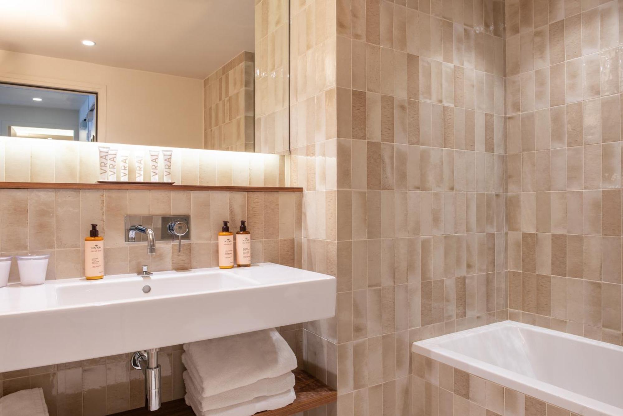 Standard Executive Room