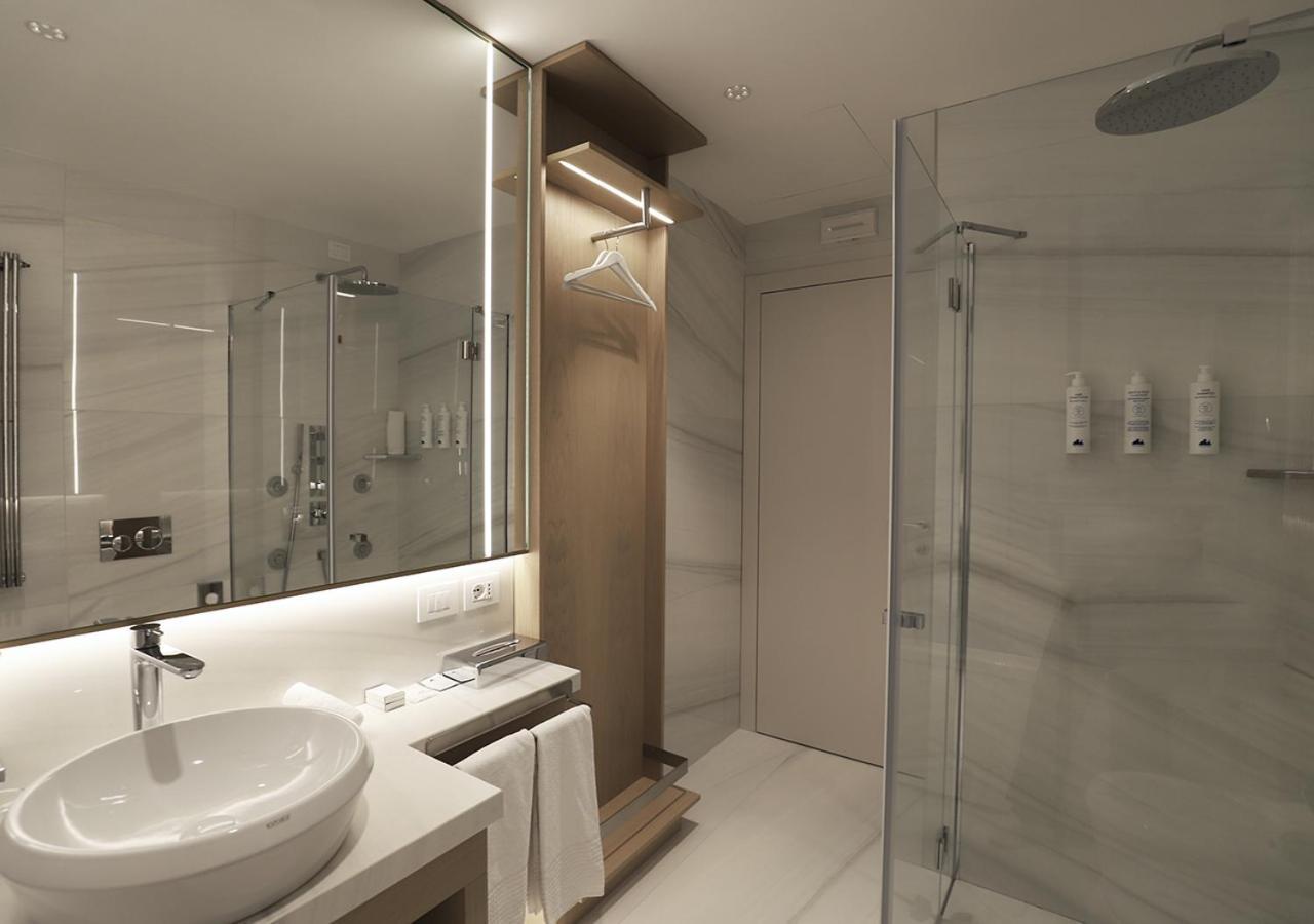 Wellness Junior Suite Lake View