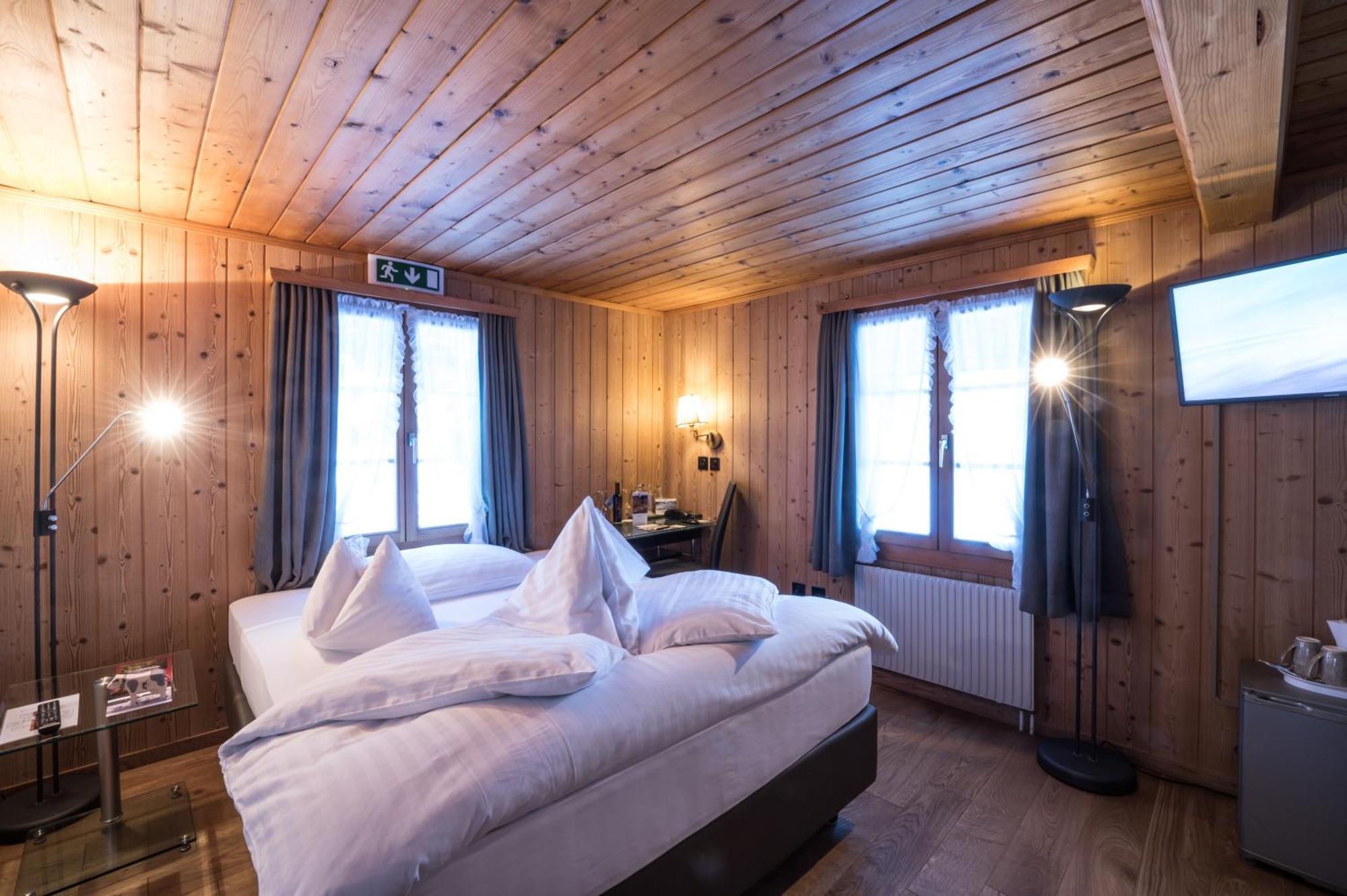 Economy Room