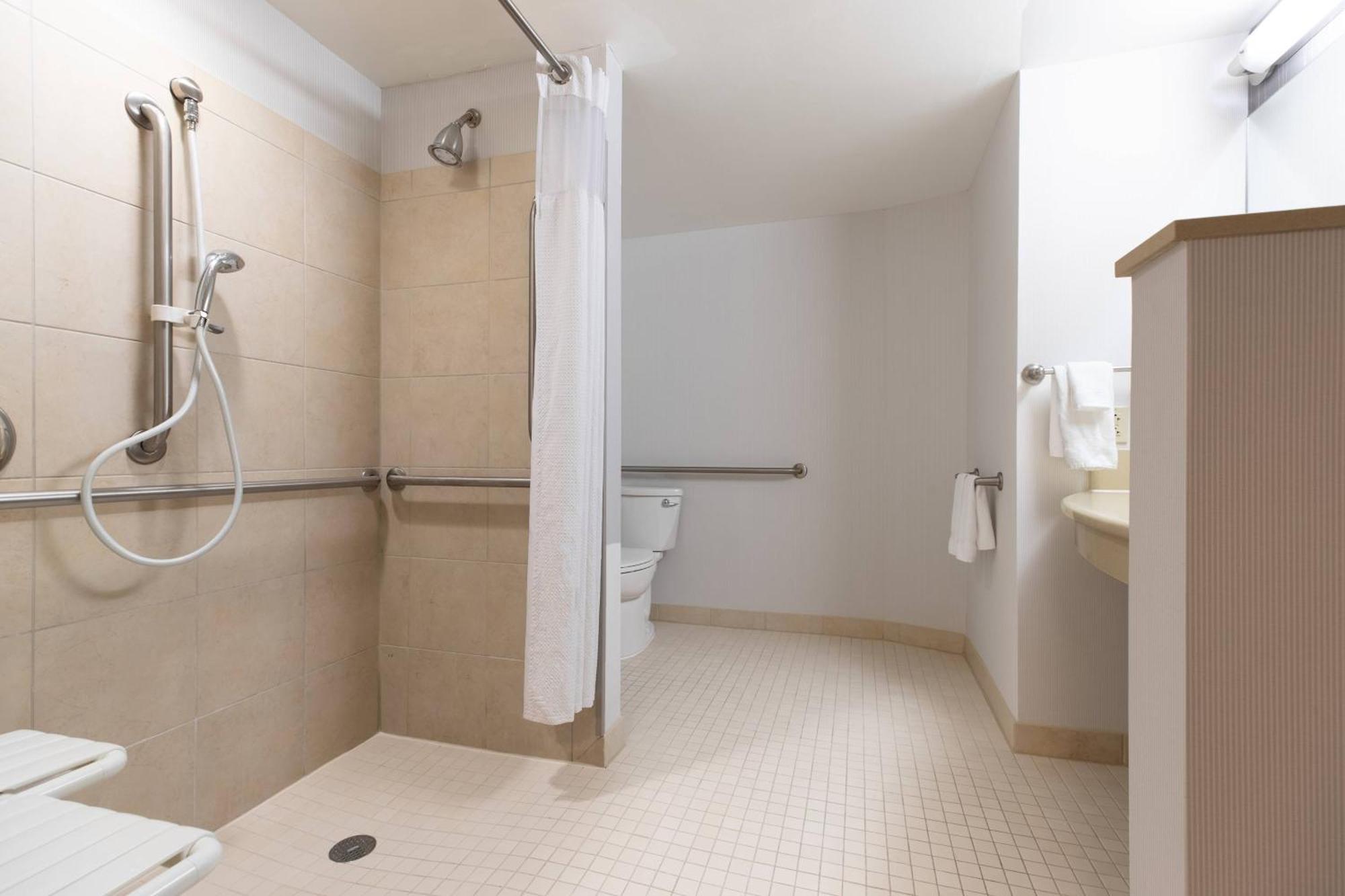 Chambre avec 2 Grands Lits Queen-Size