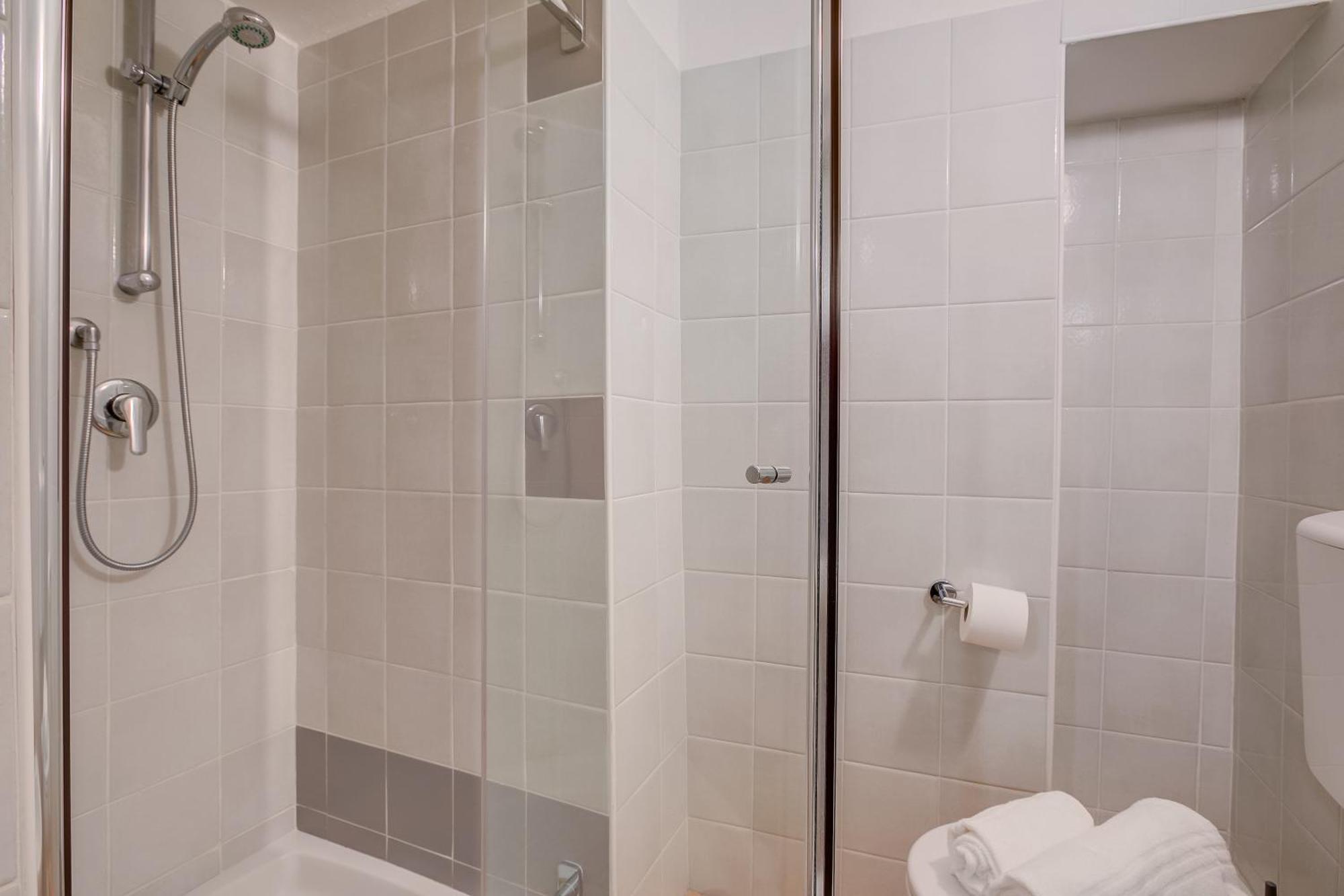 Appartamento Superior con 2 Camere da Letto e Balcone