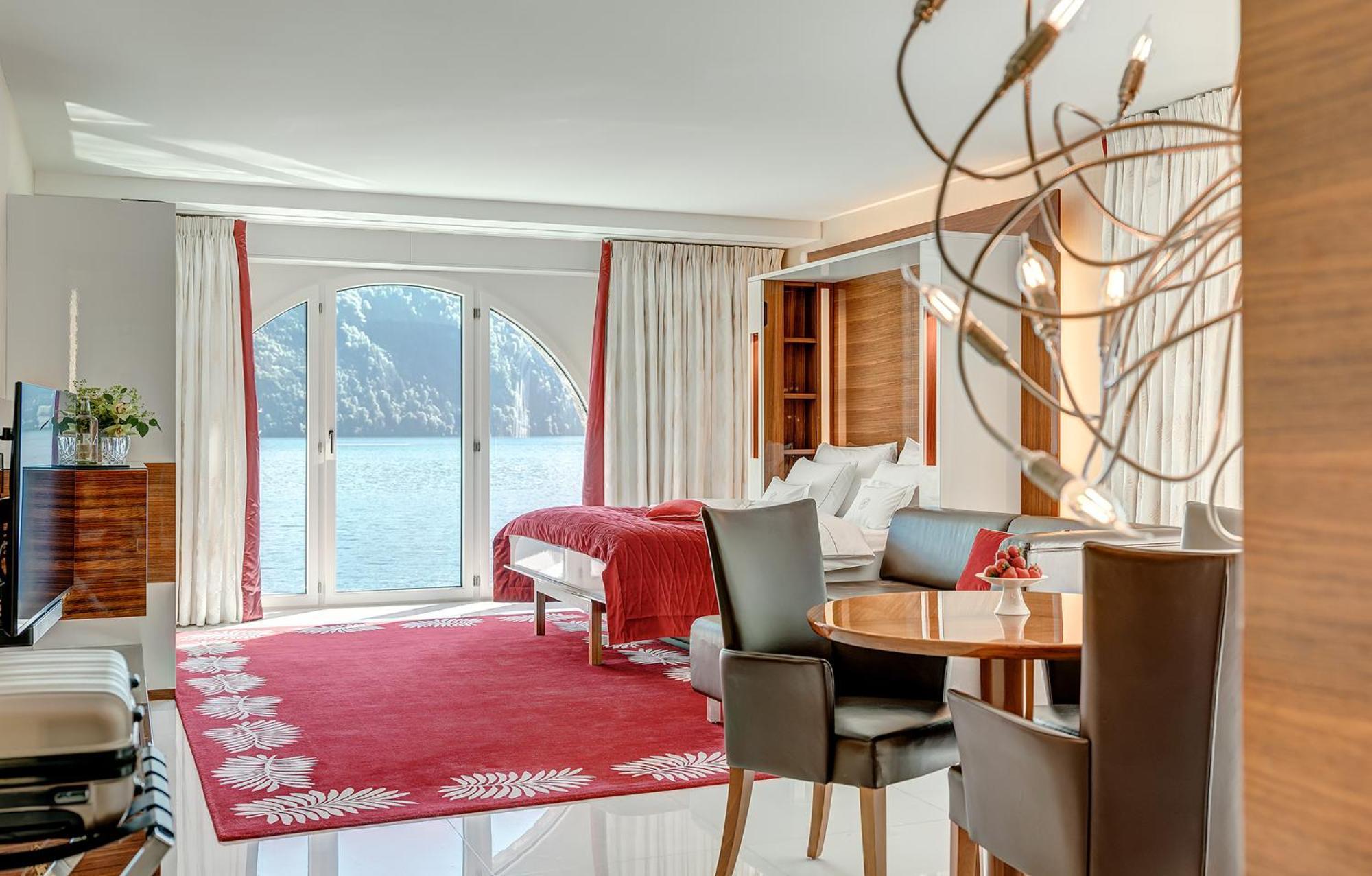 Junior Suite Lake View