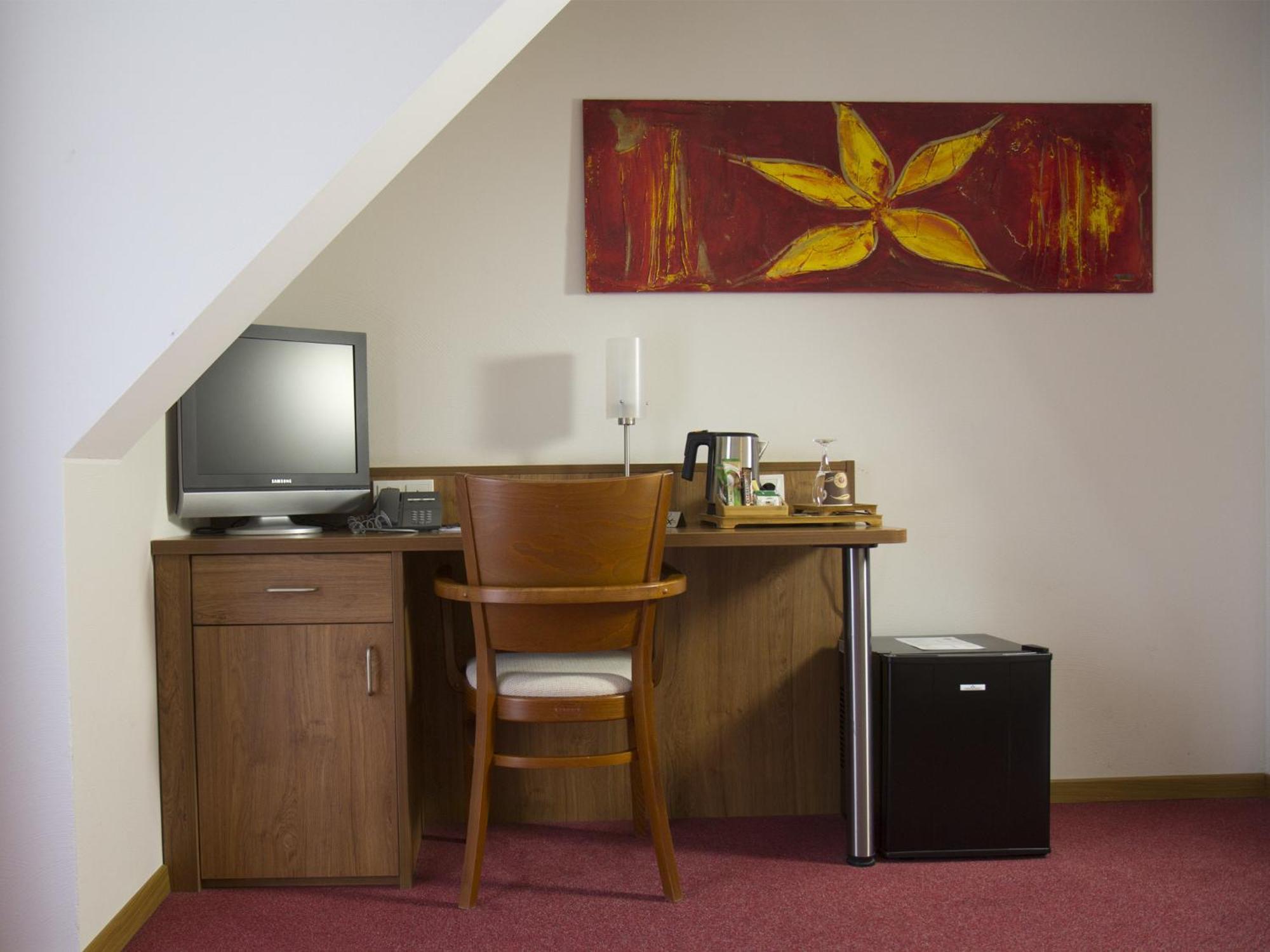 Standard Single Room