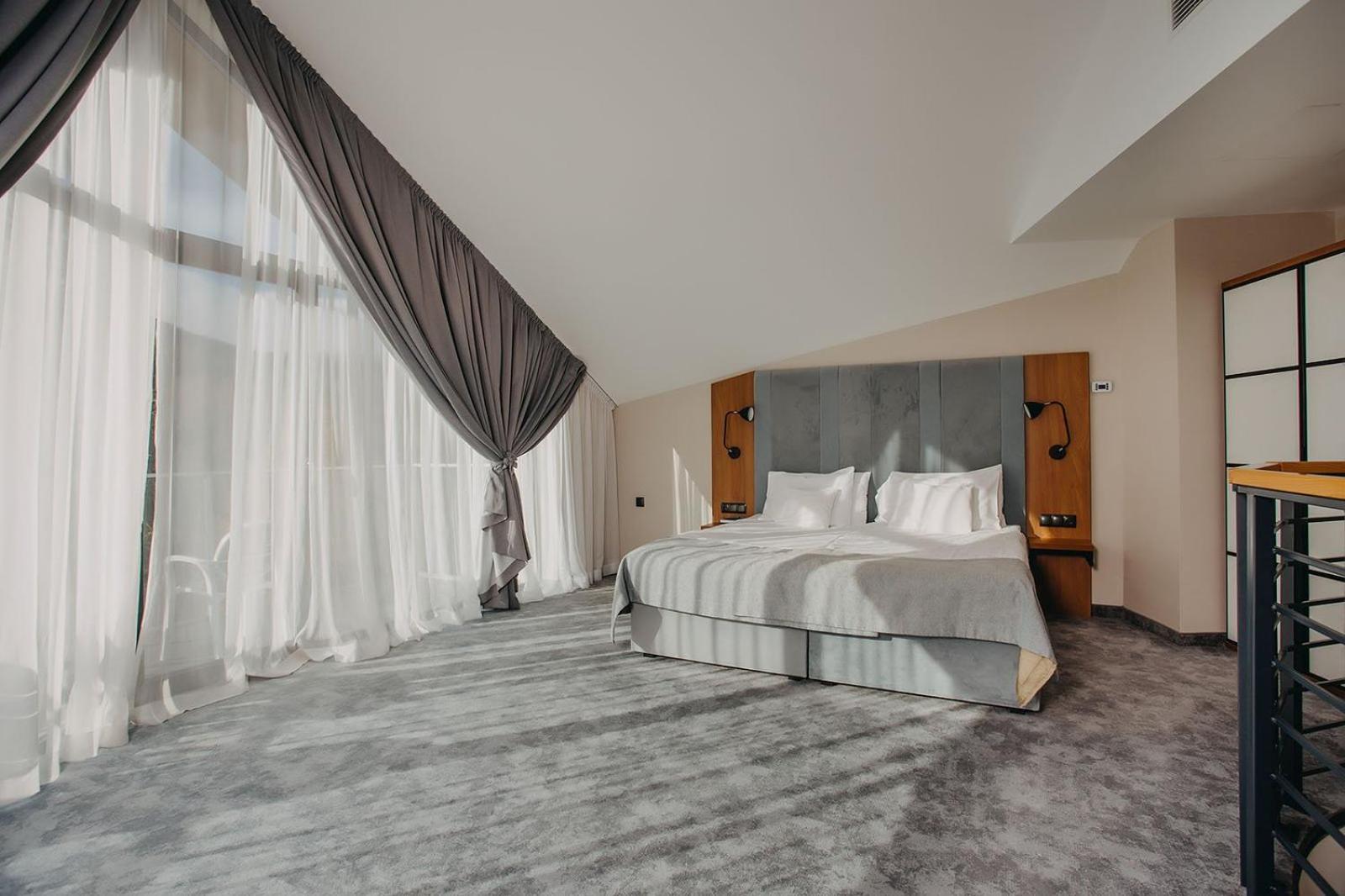 Apartment Split Level