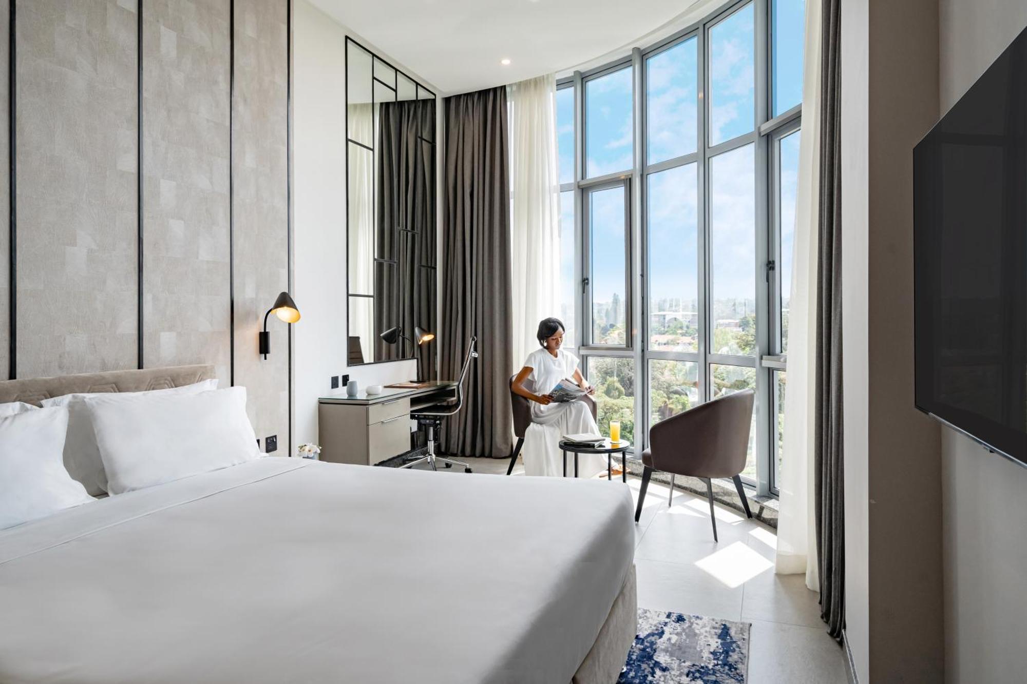 Premier 1 King , High Floor