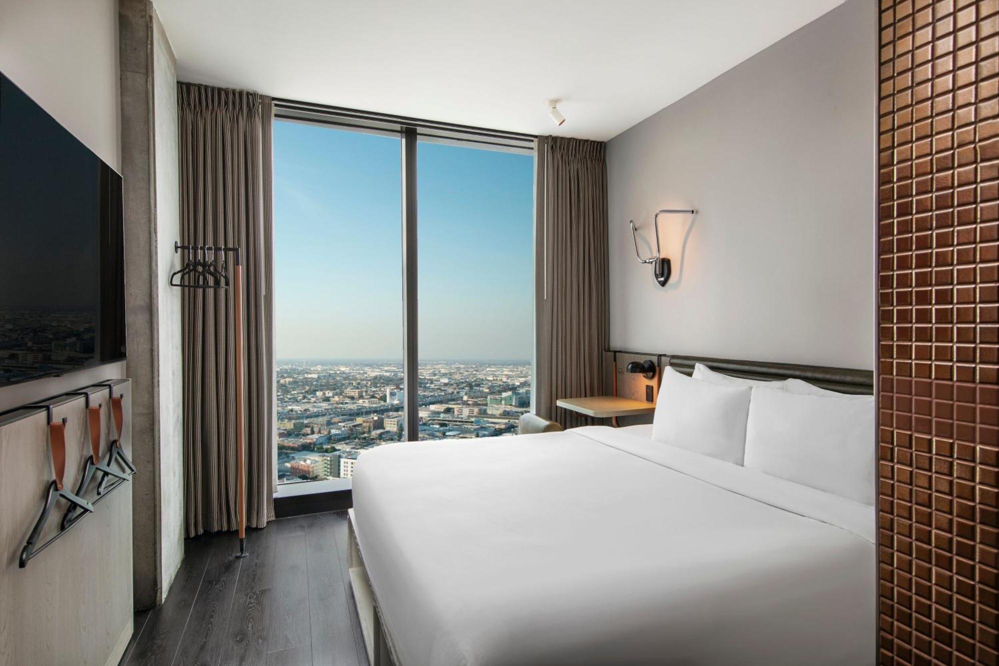Standard King Room - Hearing Accessible