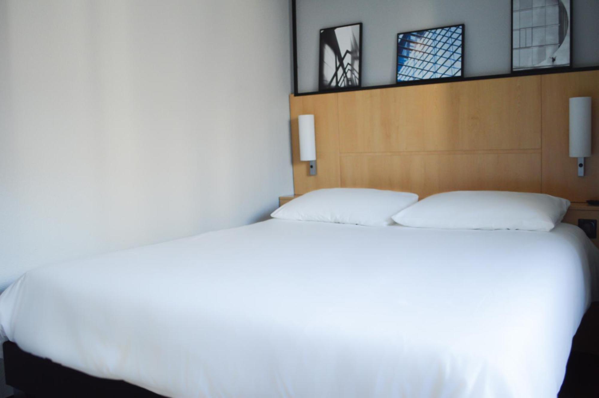 Superior Double Room Sofa Bed,1742825980:JPEG