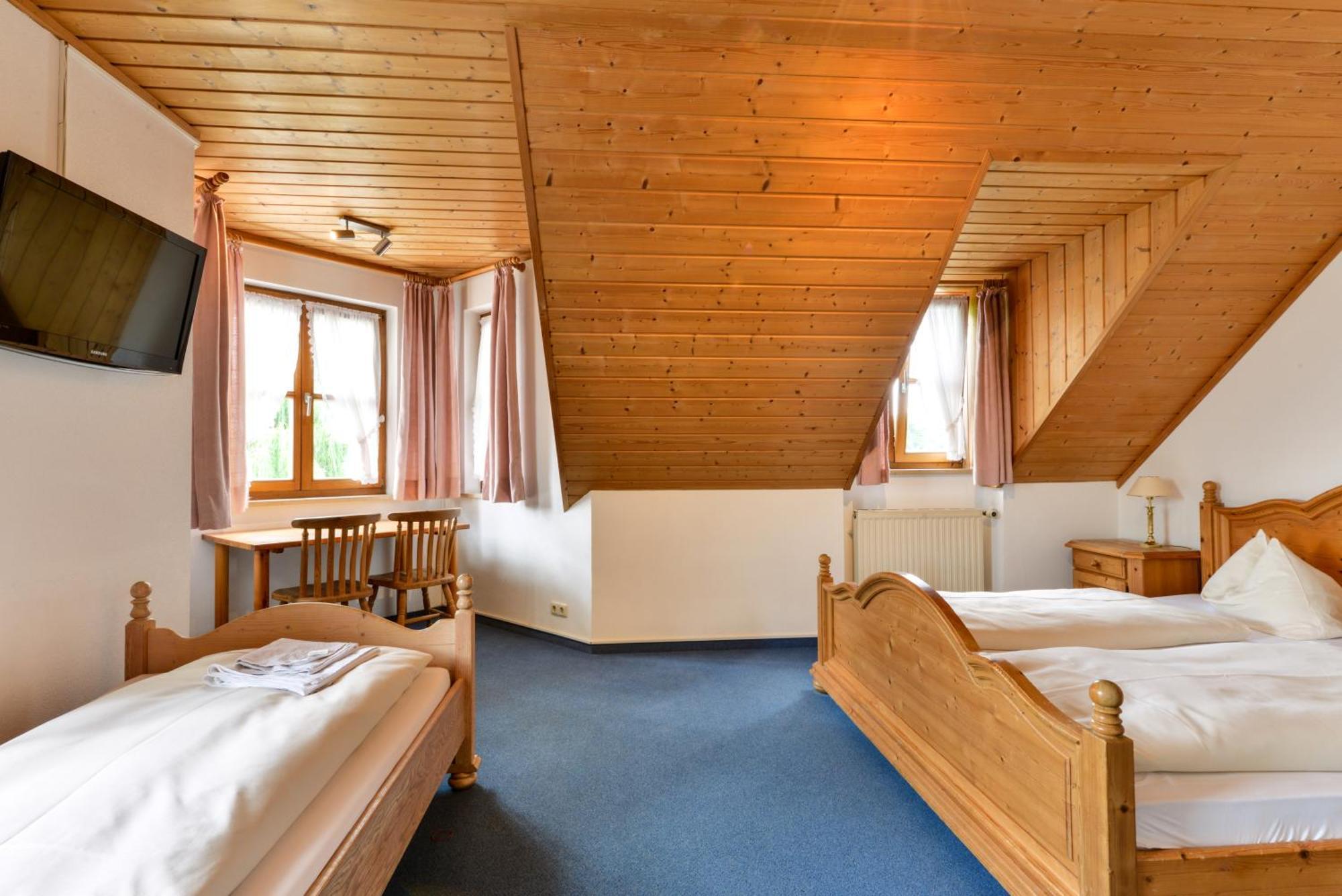 Classic Triple Room