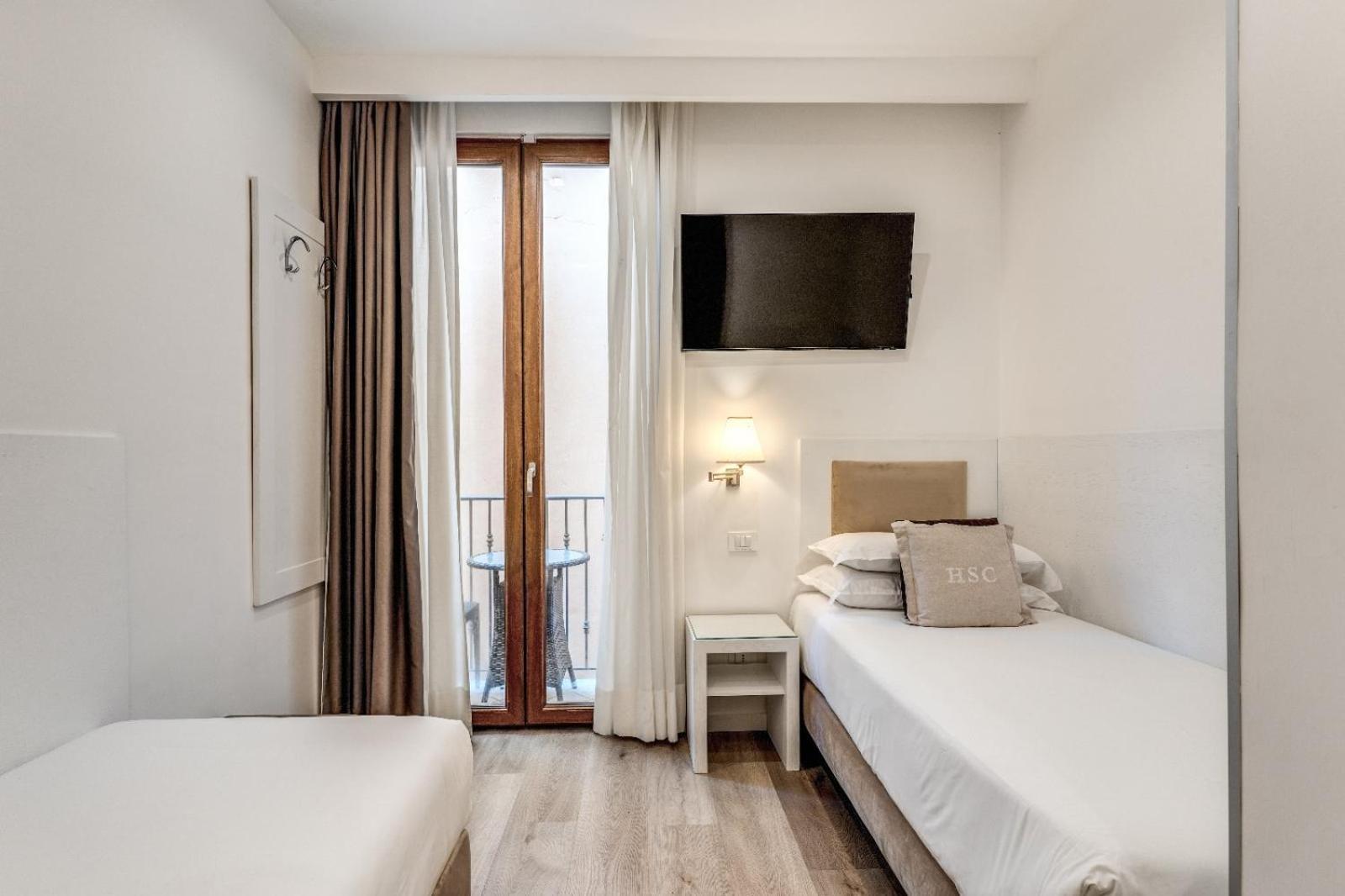 Economy Twin Room,1589554213:JPEG