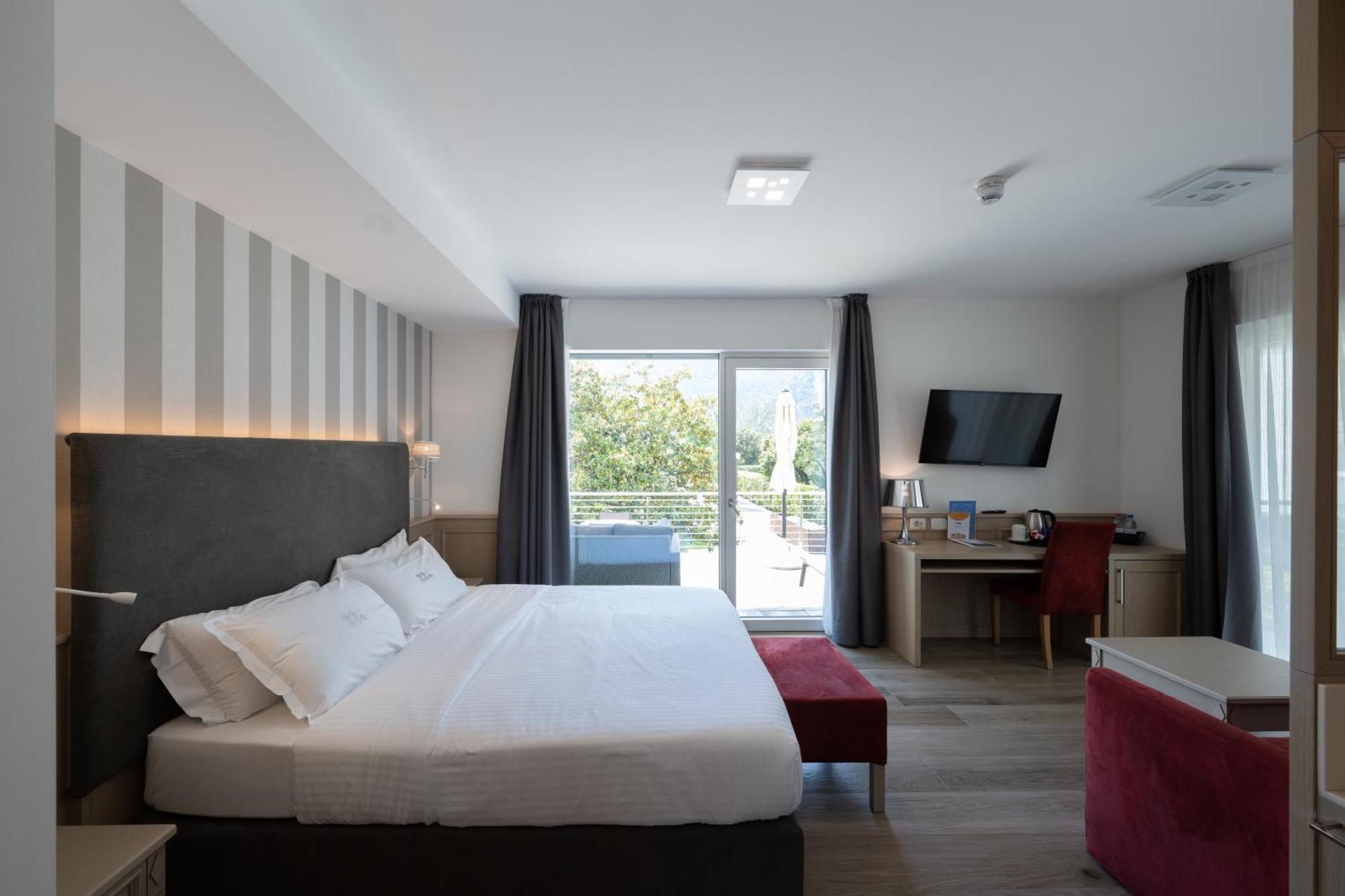 Junior Suite Terrace,1589554572:JPEG