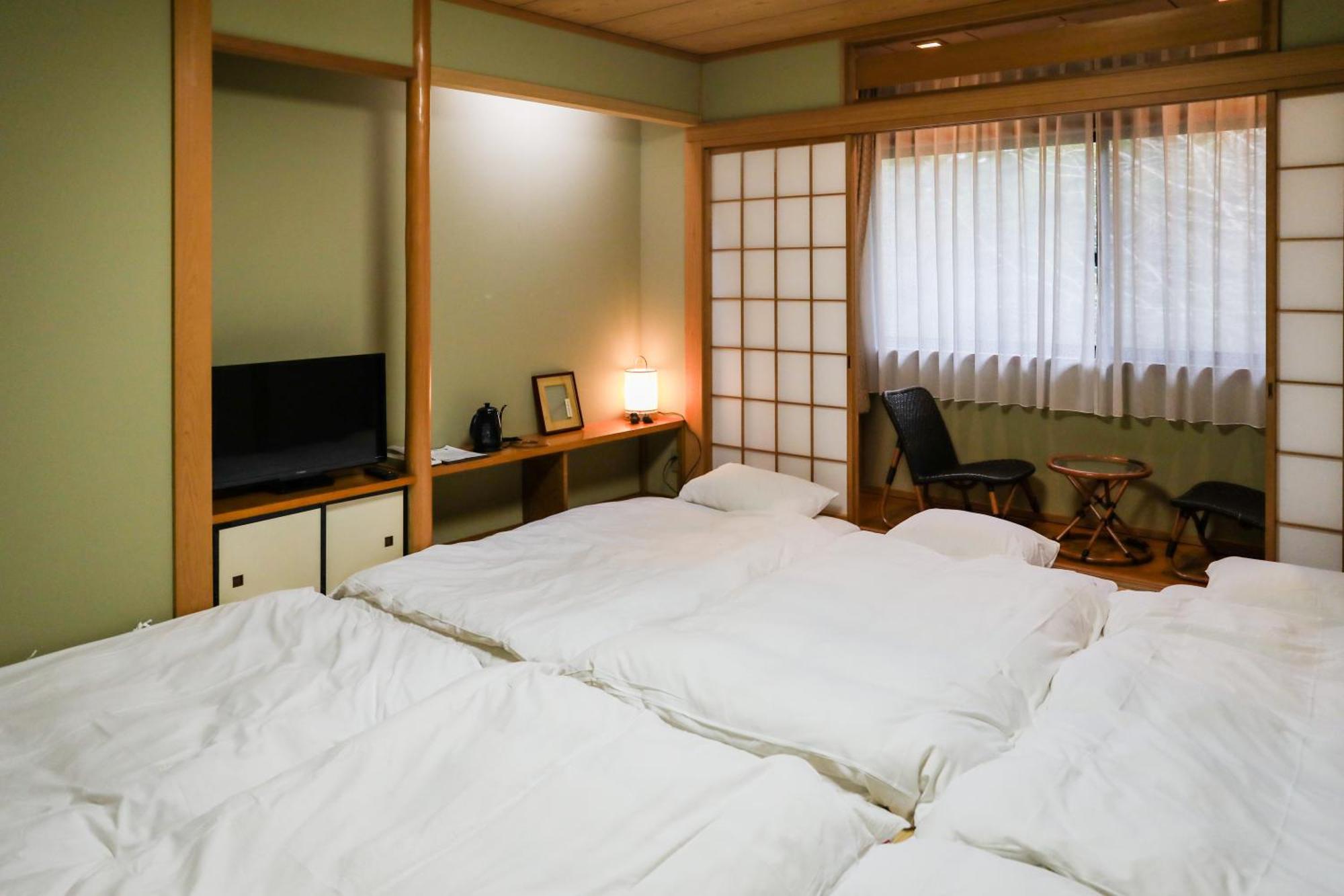 Japanese-Style Room
