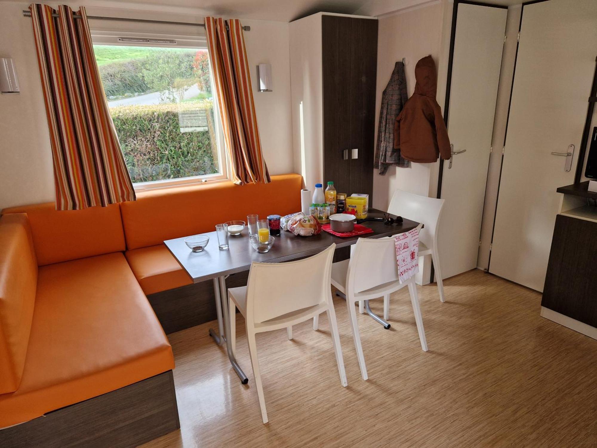 Mobile Home,1591238144:JPEG