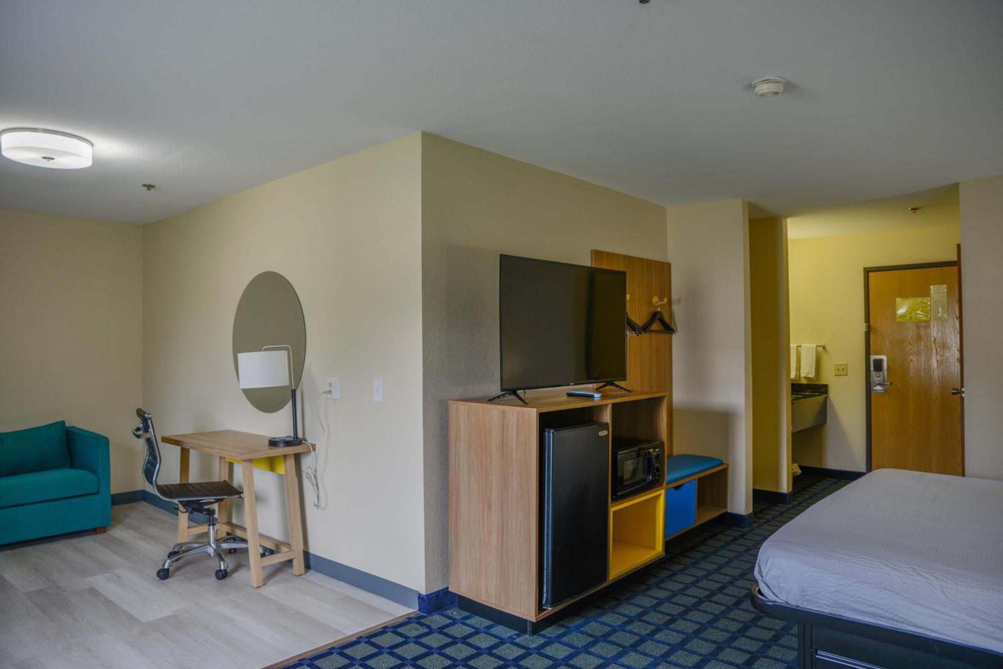 King Room - Disability Access/Non-Smoking