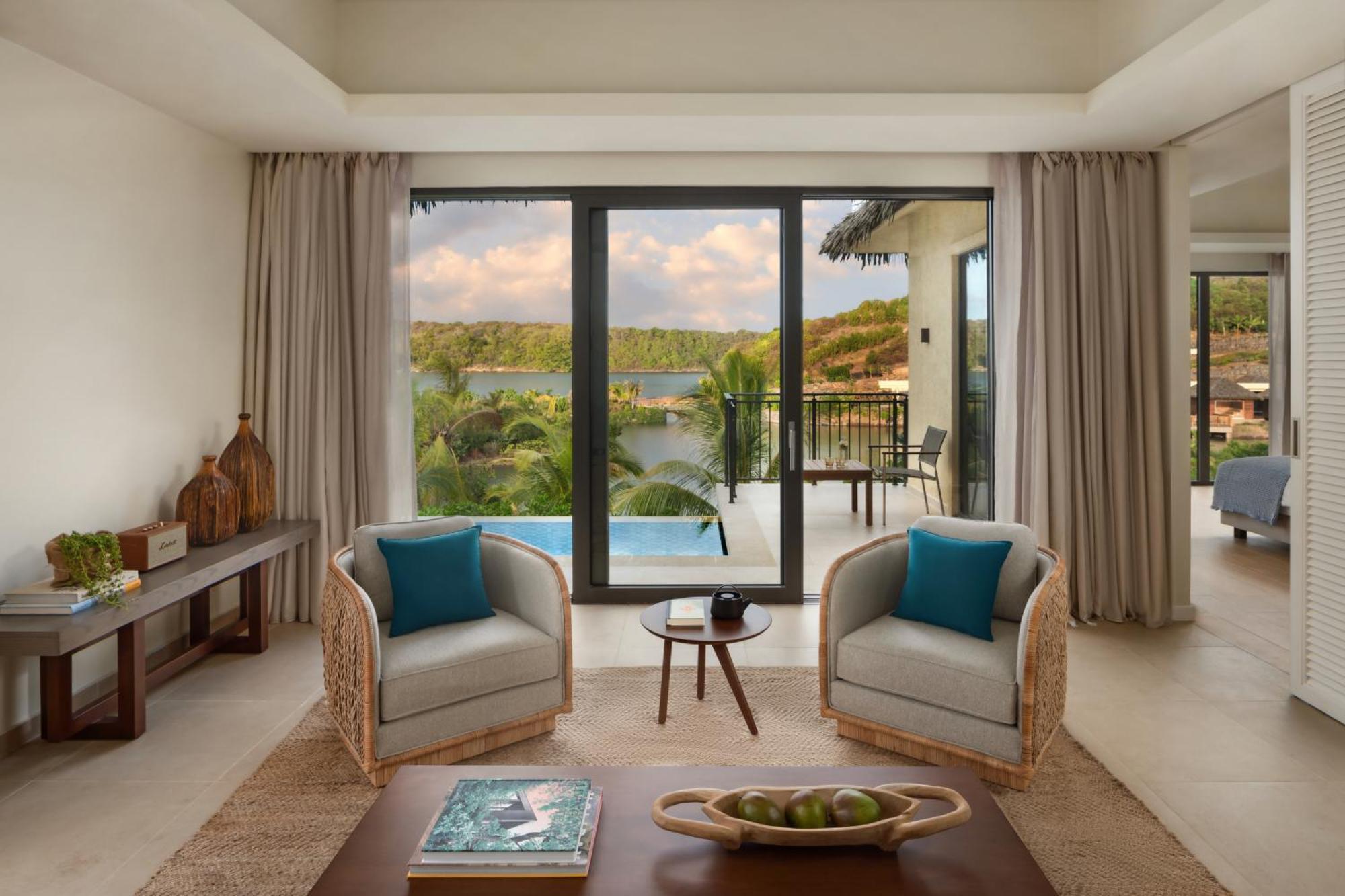 Lagoon Pool Villa