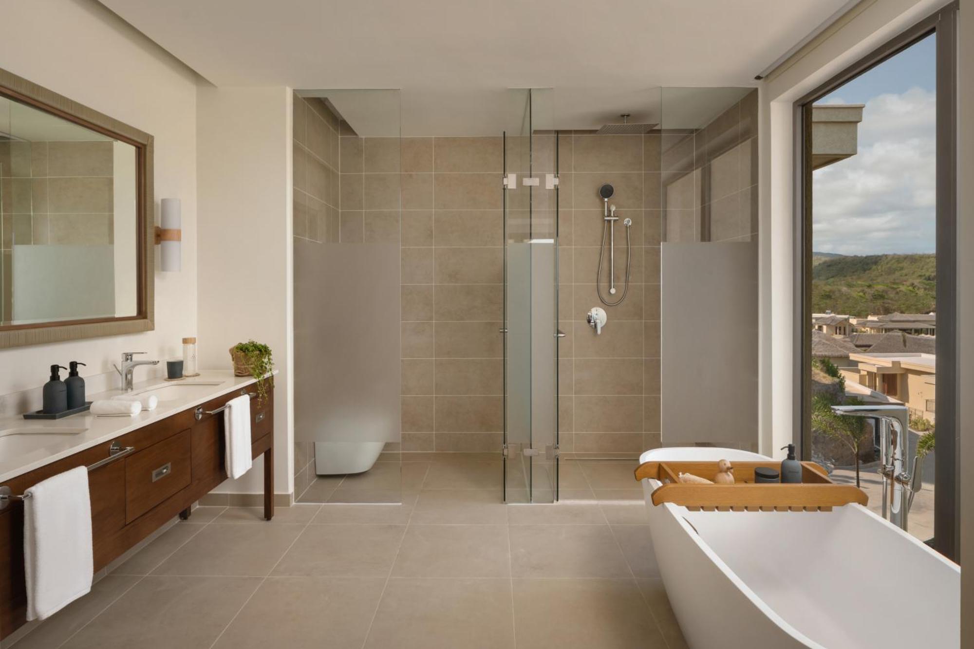 Panorama Ocean View Pool Suite
