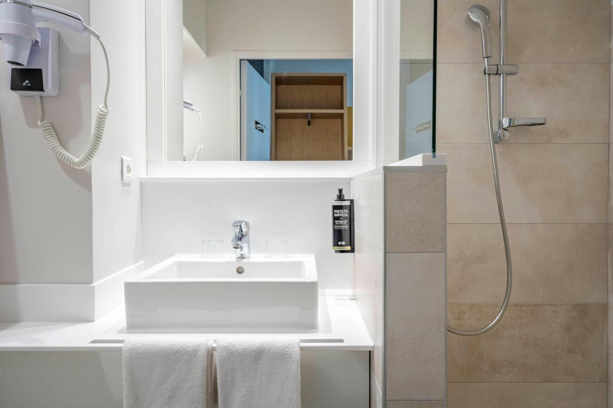 Chambre Familiale avec Terrasse - Vue sur Mer