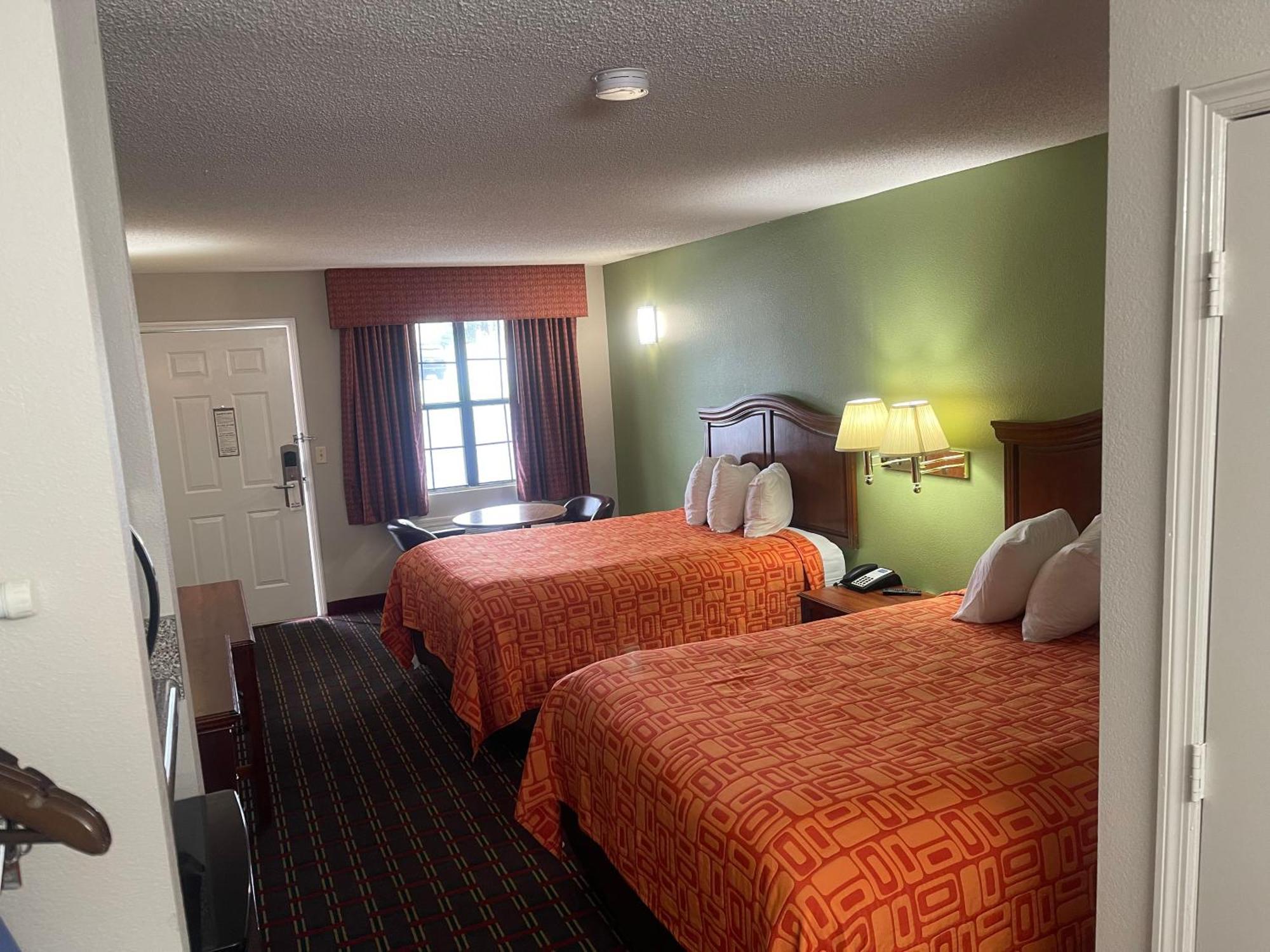 Double Room Two Double Bed Smoking