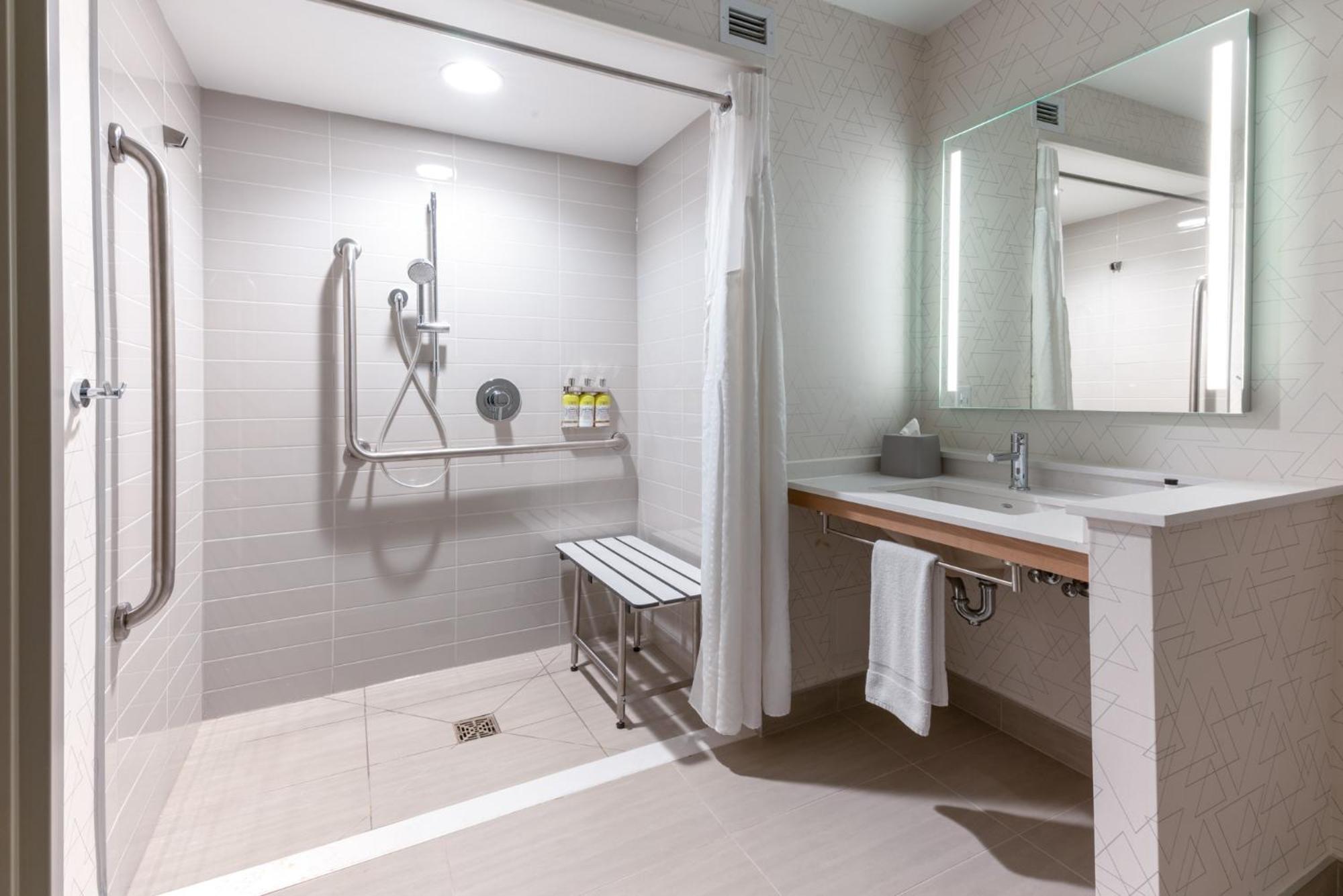 Standard King Room with Mobility Accessible Roll-In Shower