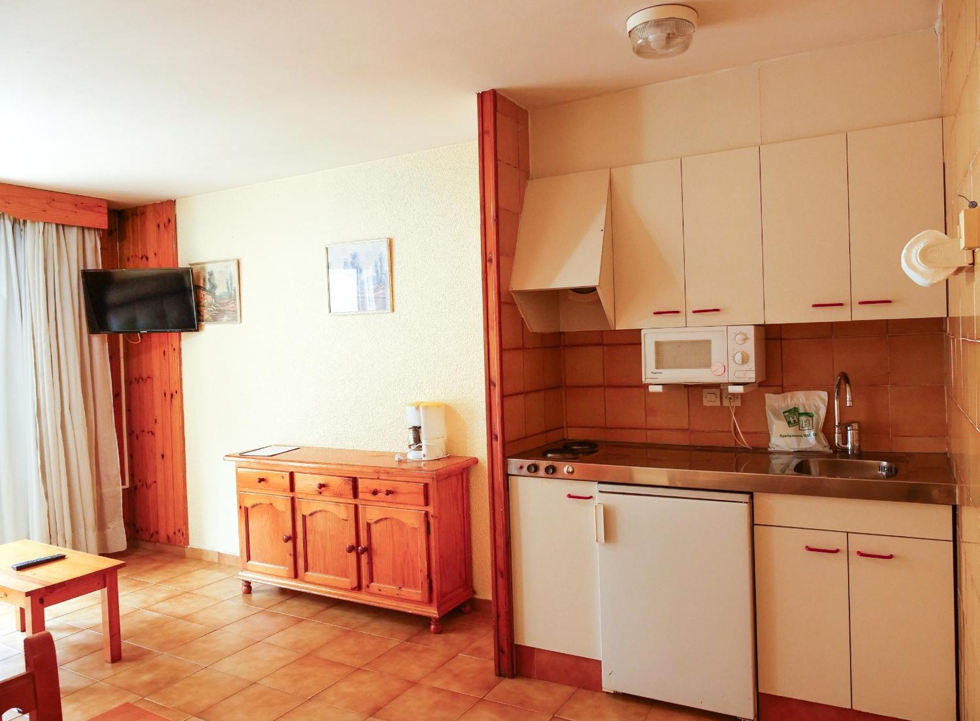 Studio Apartment